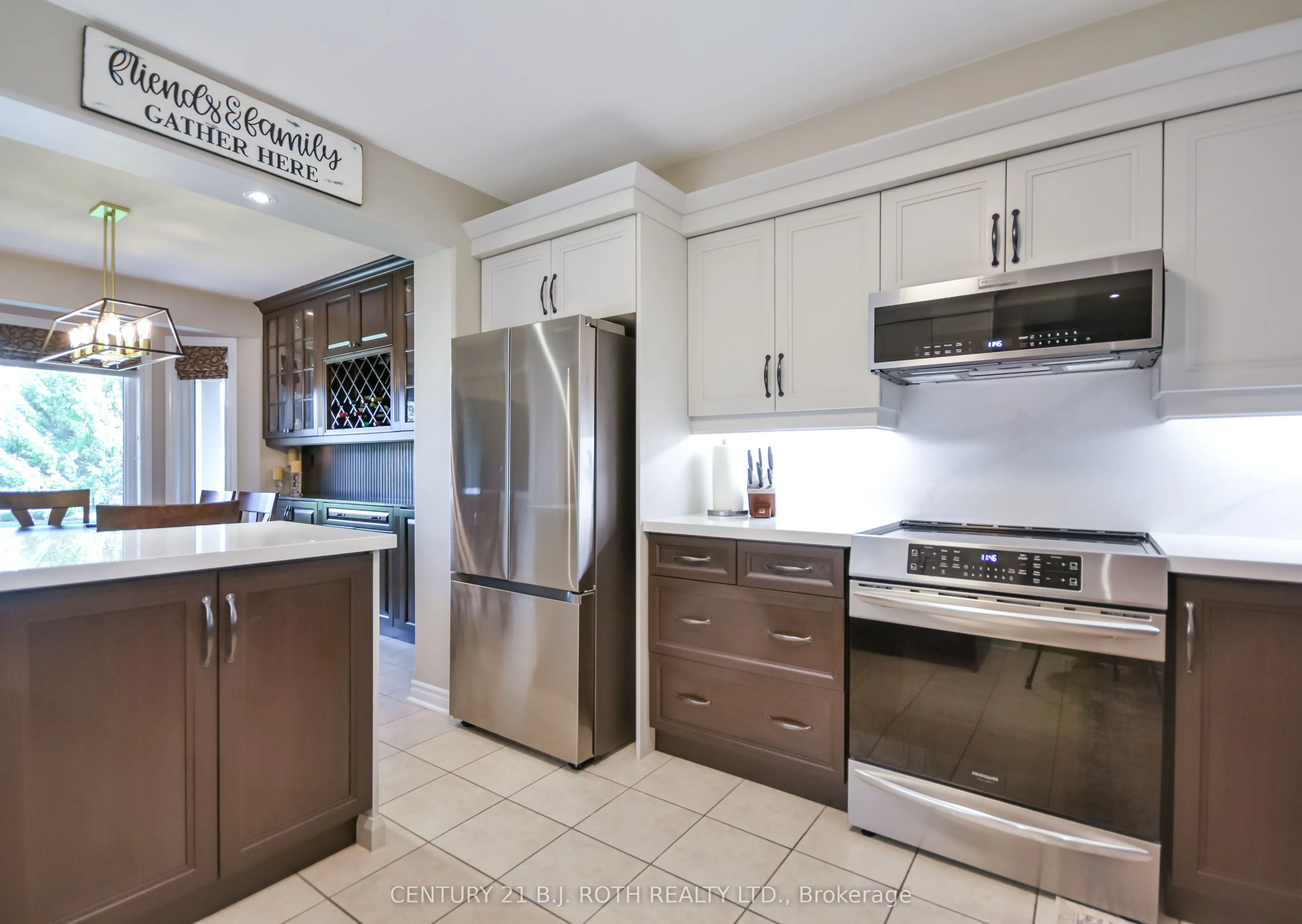 1 SILVERSANDS Crescent