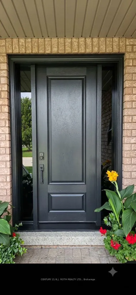 1 SILVERSANDS Crescent