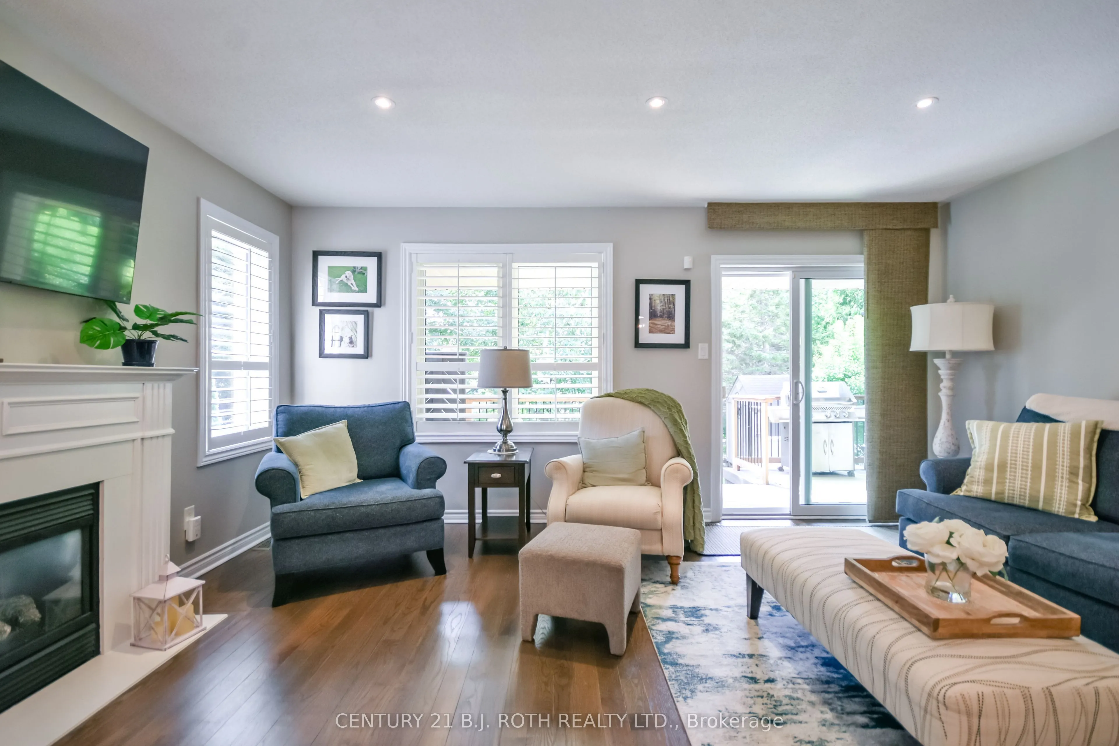 1 SILVERSANDS Crescent