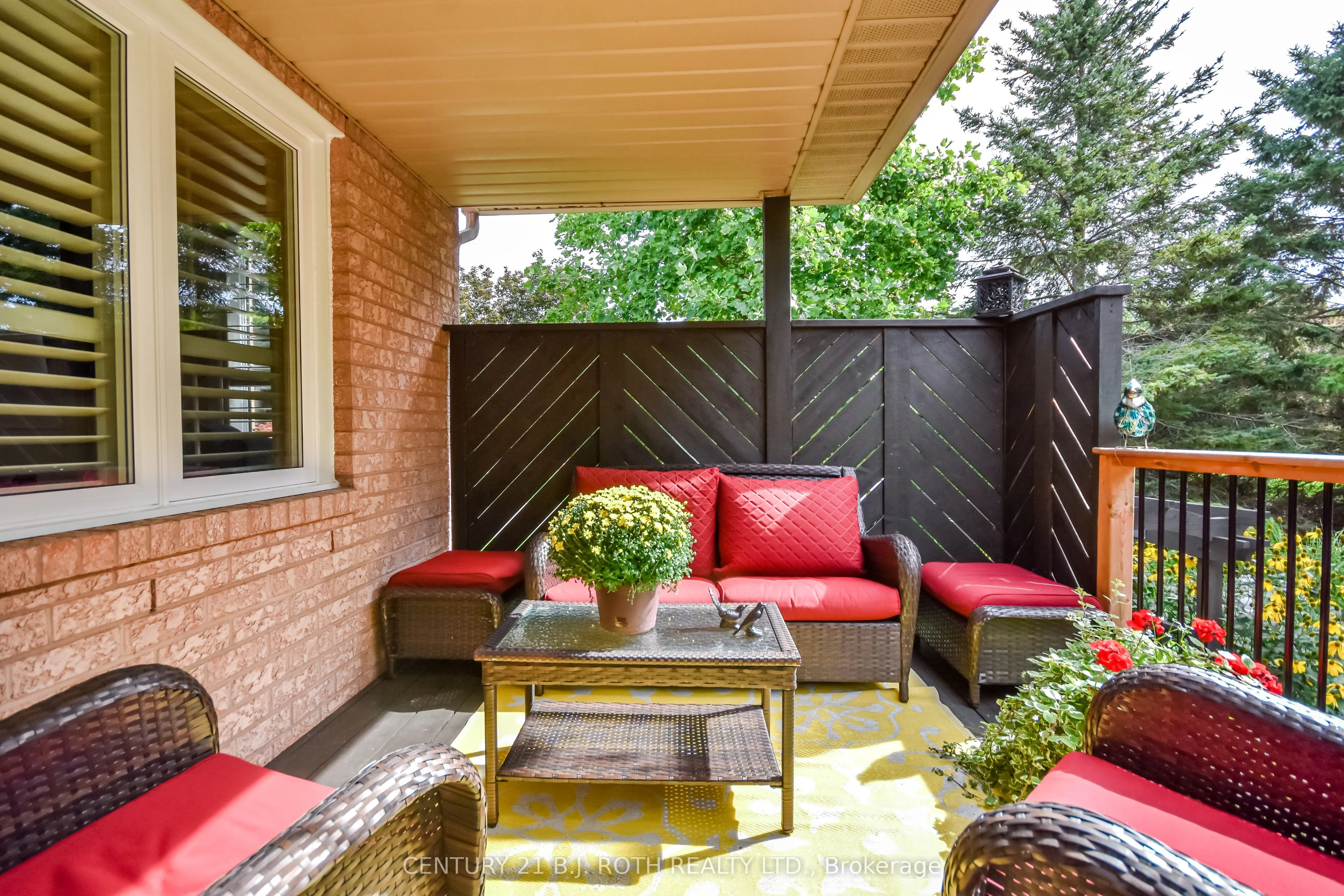 1 SILVERSANDS Crescent