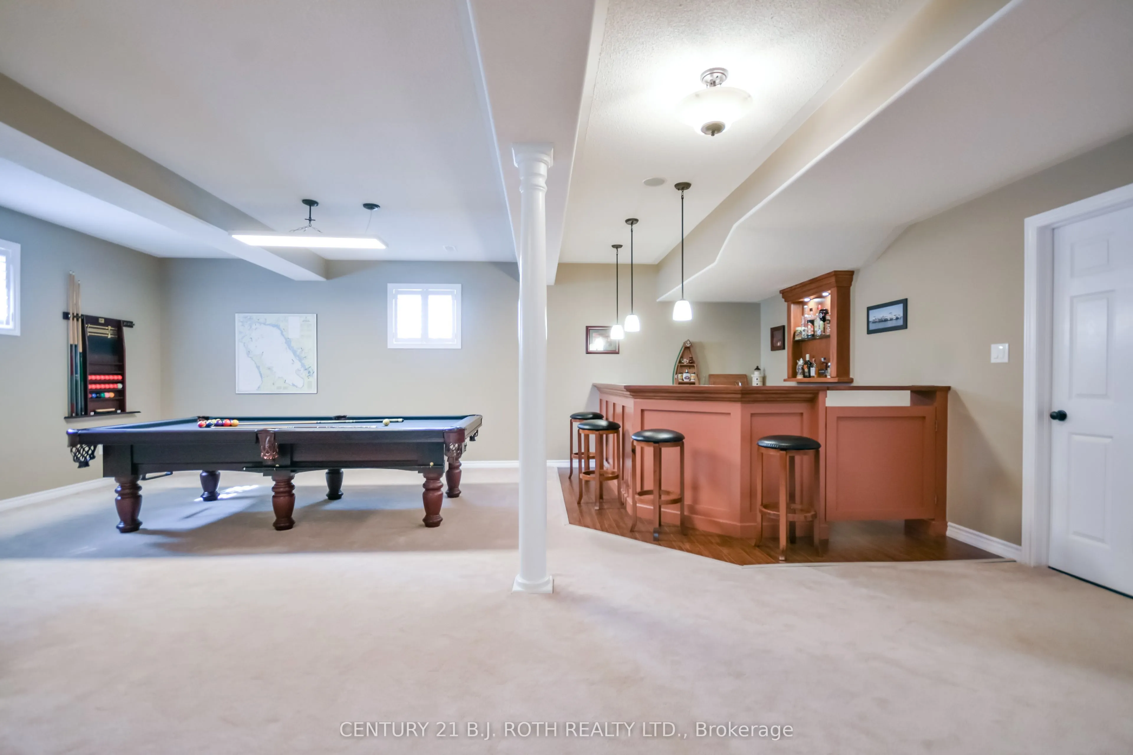 1 SILVERSANDS Crescent