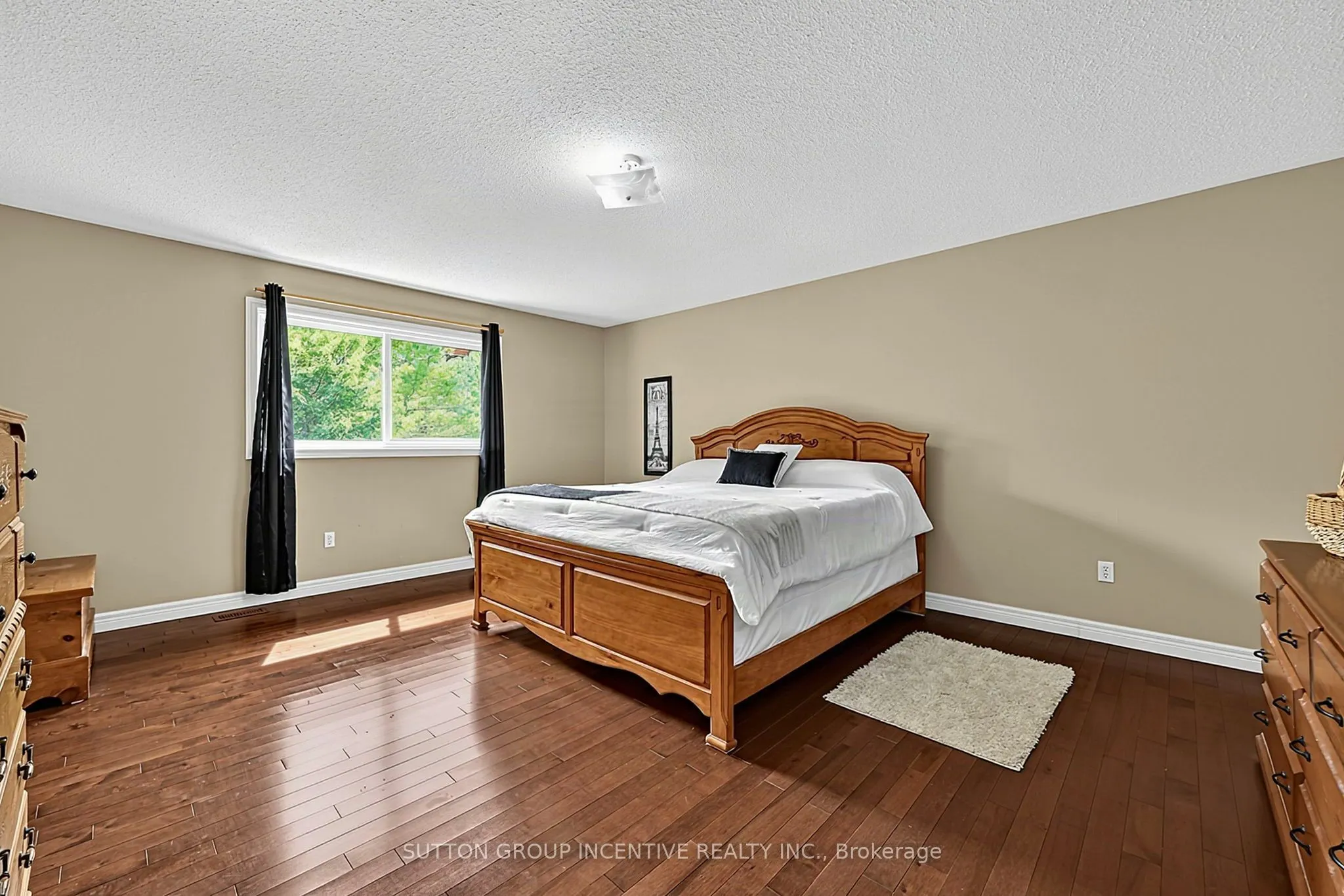 23 Prince Of Wales Drive