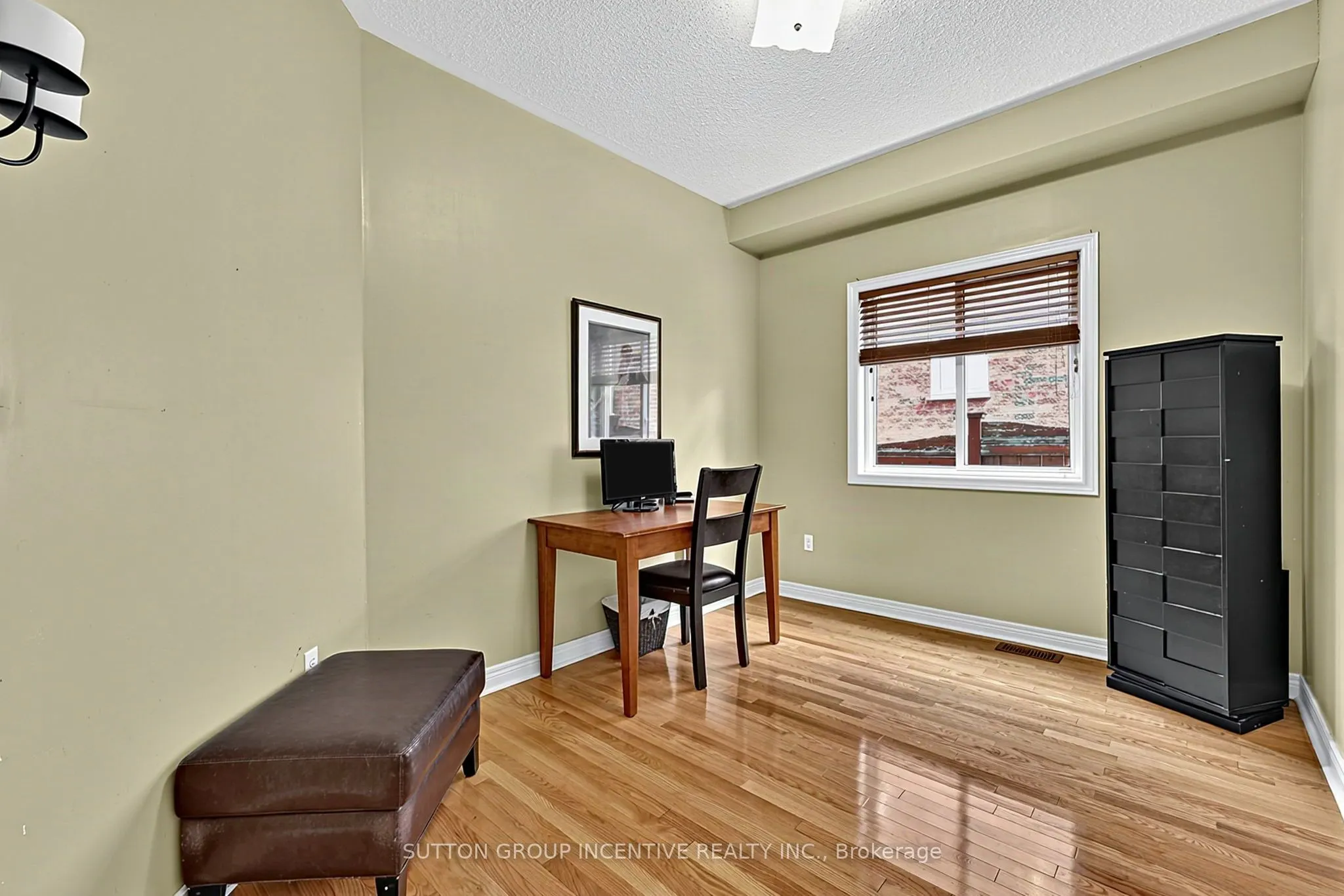 23 Prince Of Wales Drive
