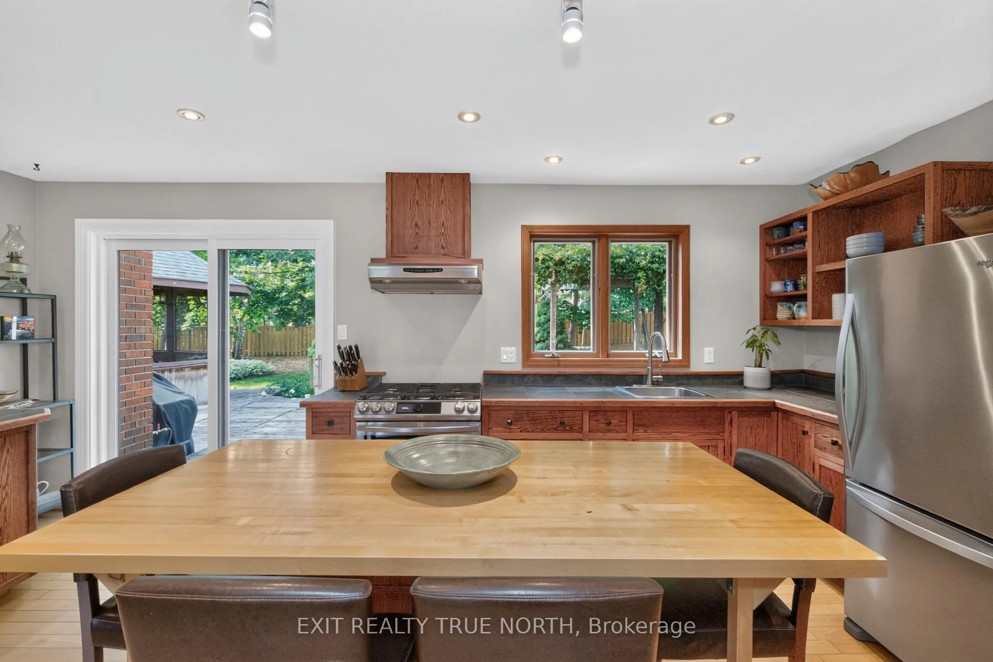 14 Rosewood Avenue