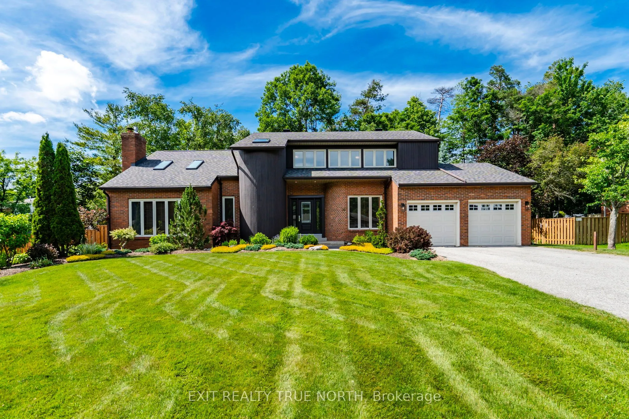 14 Rosewood Avenue