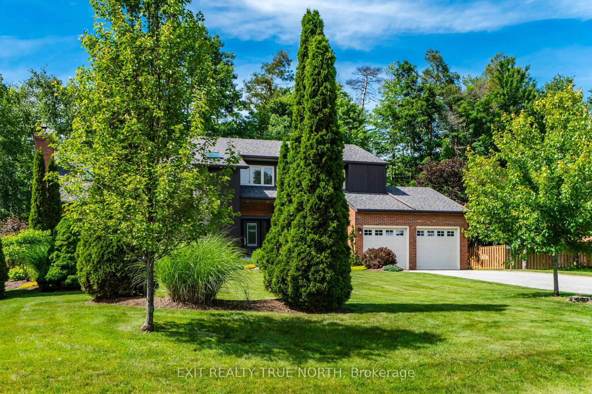 14 Rosewood Avenue