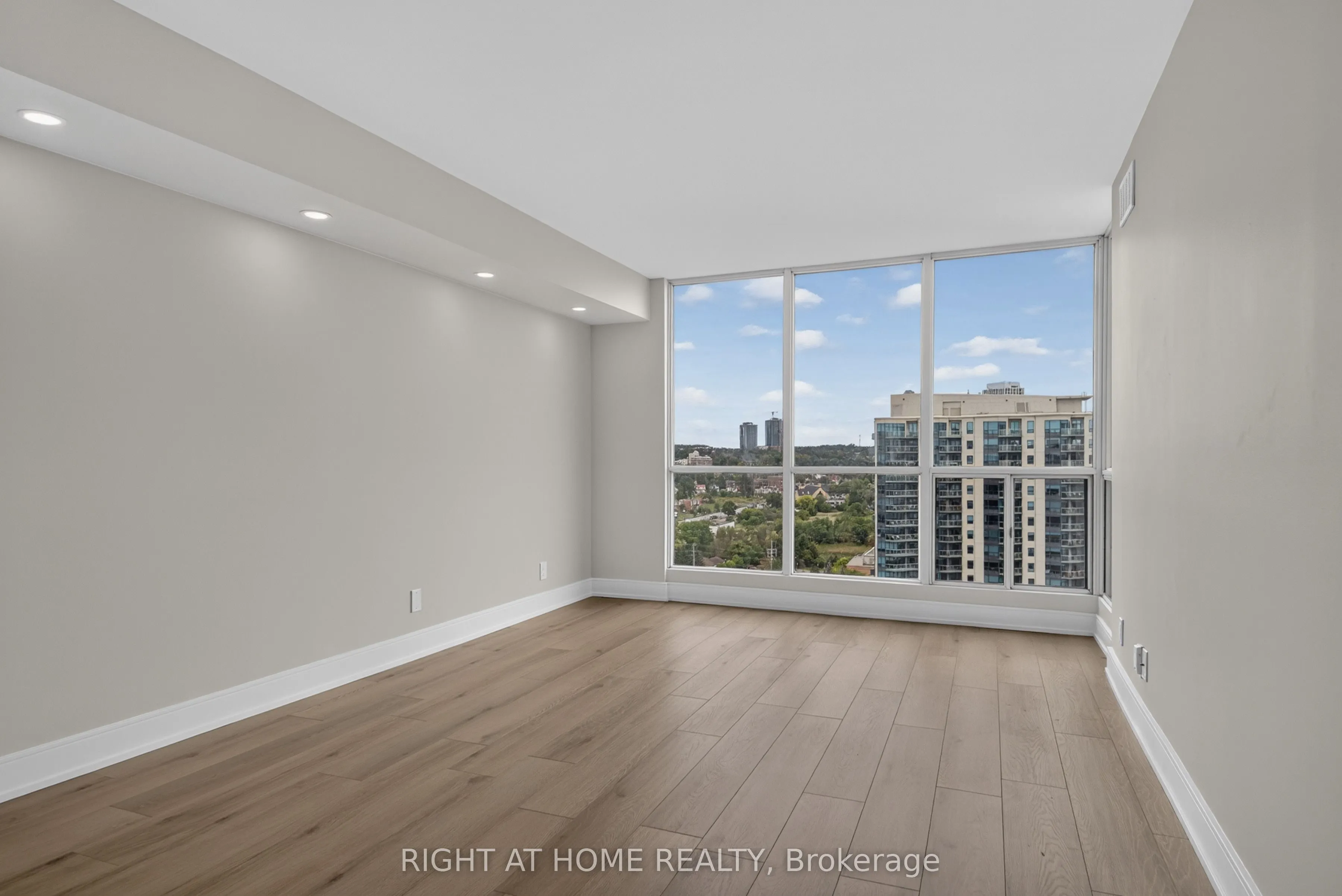 65 Ellen Street #1402