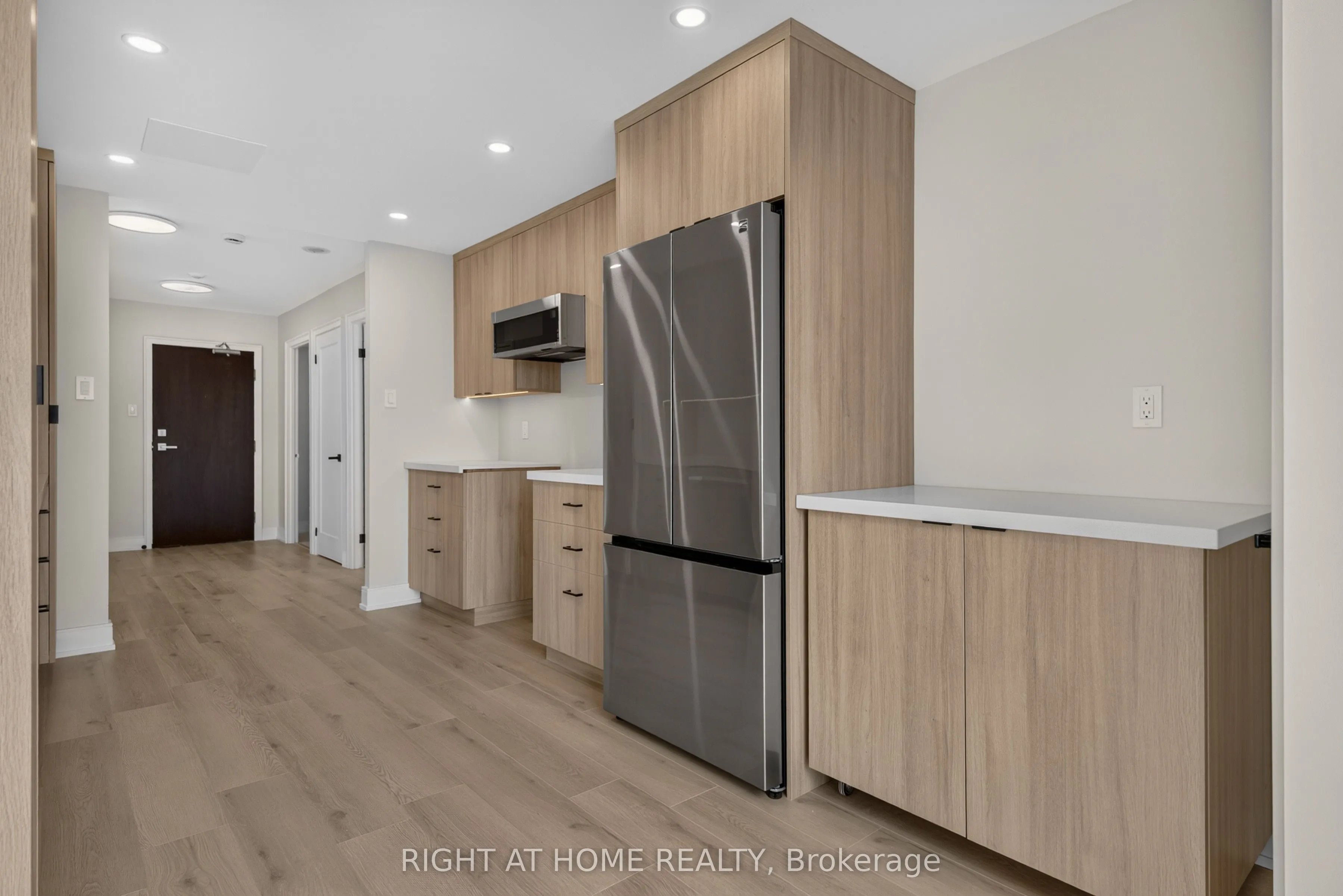 65 Ellen Street #1402