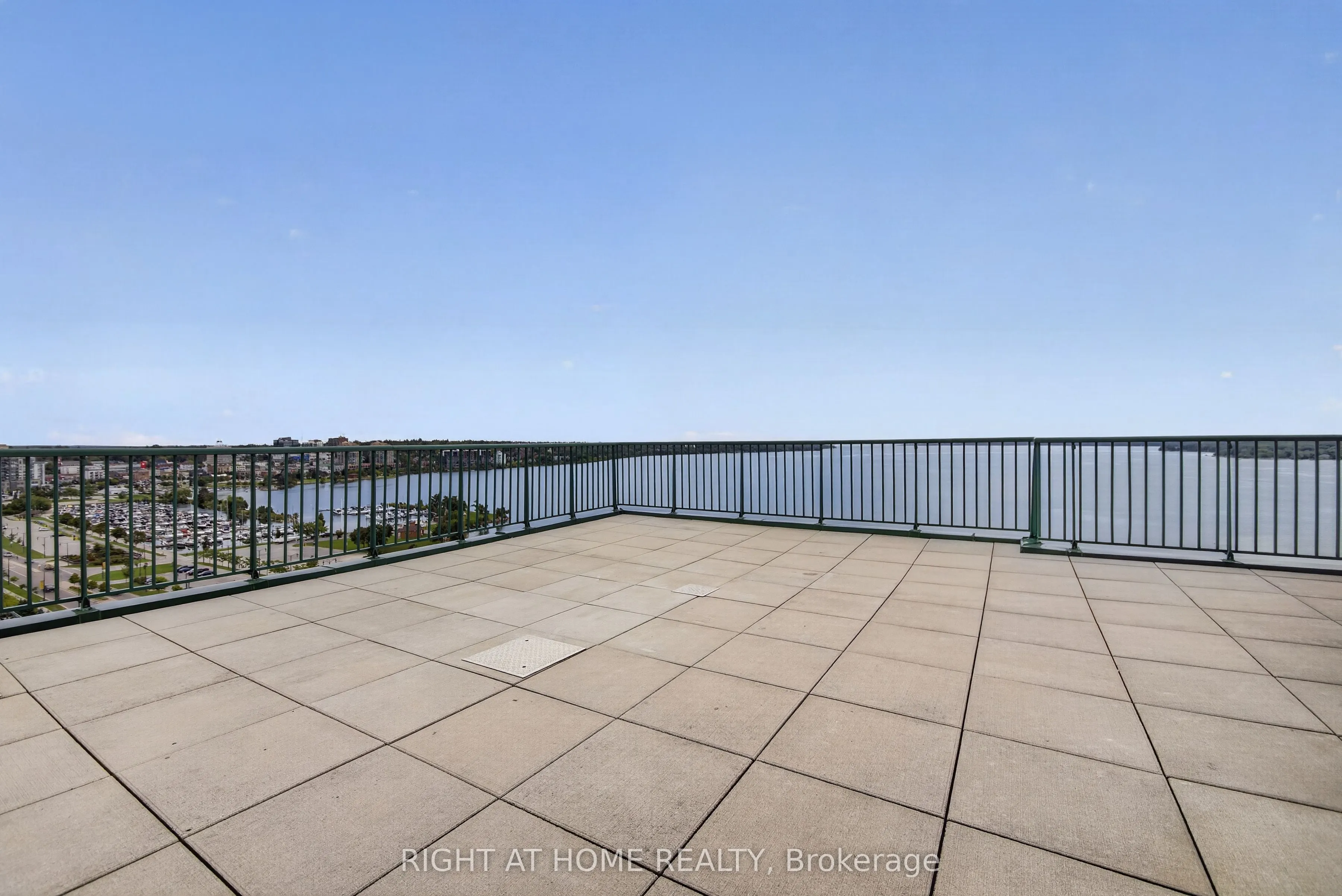 65 Ellen Street #1402