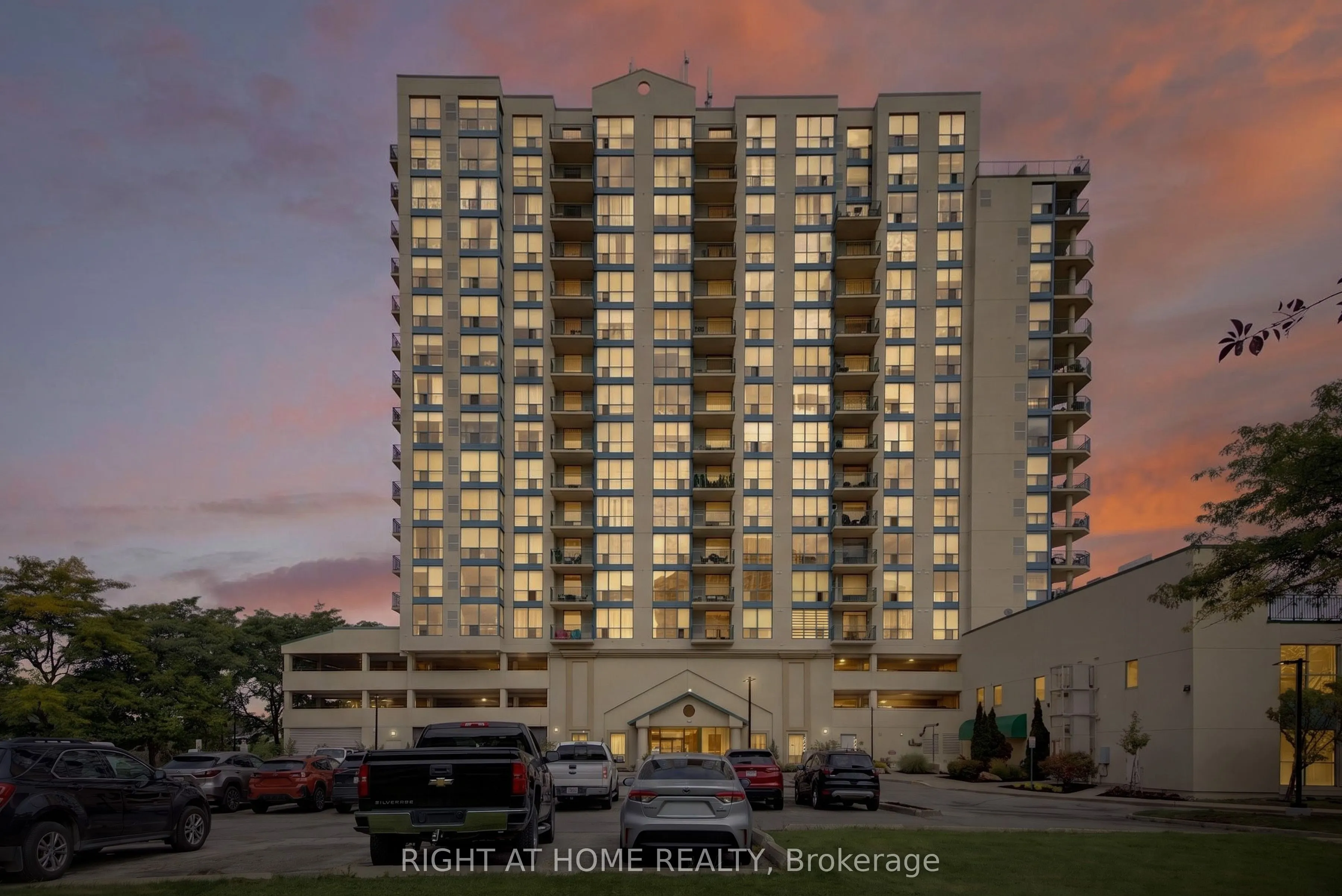 65 Ellen Street #1402
