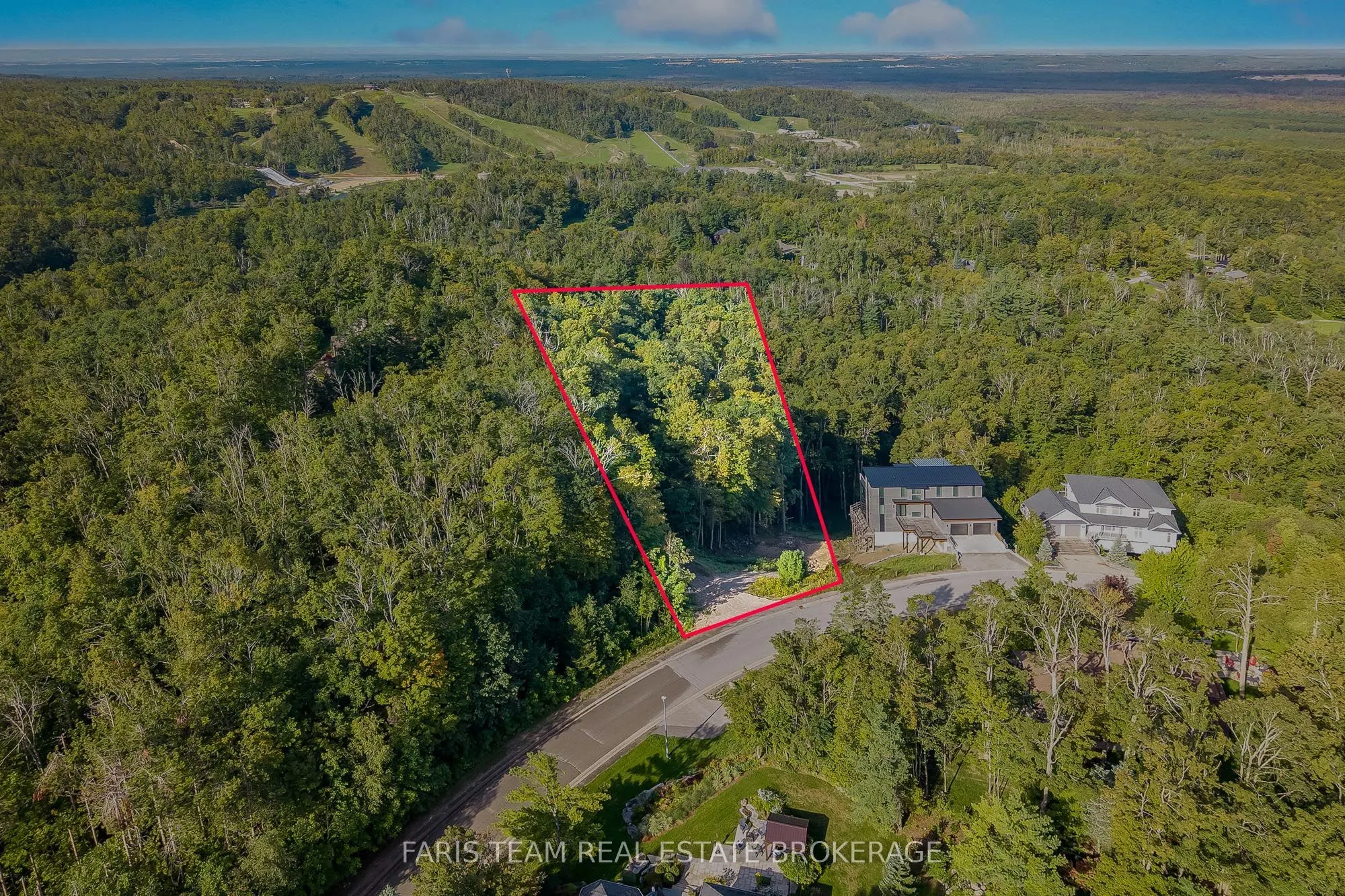 3 Valleycrest Drive