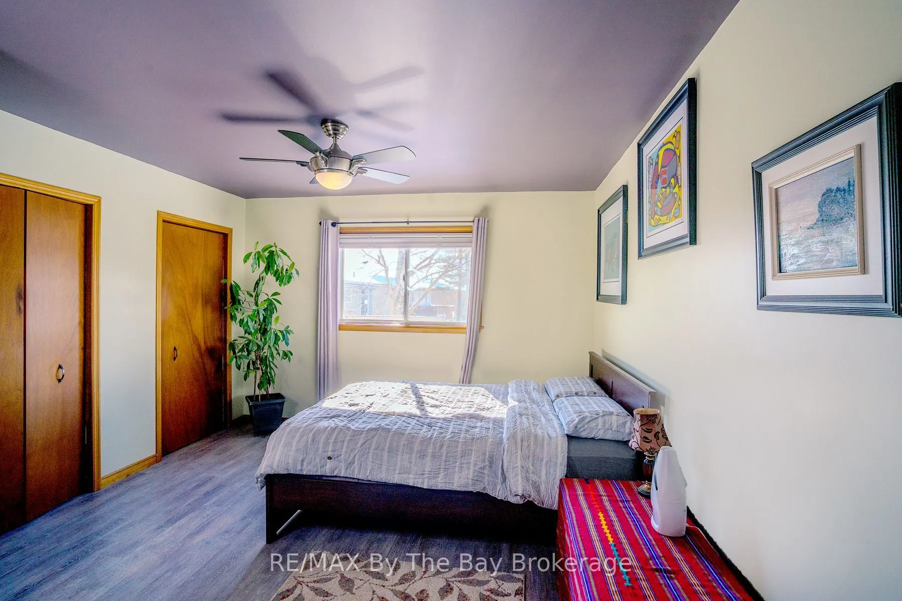 247 Simcoe Street