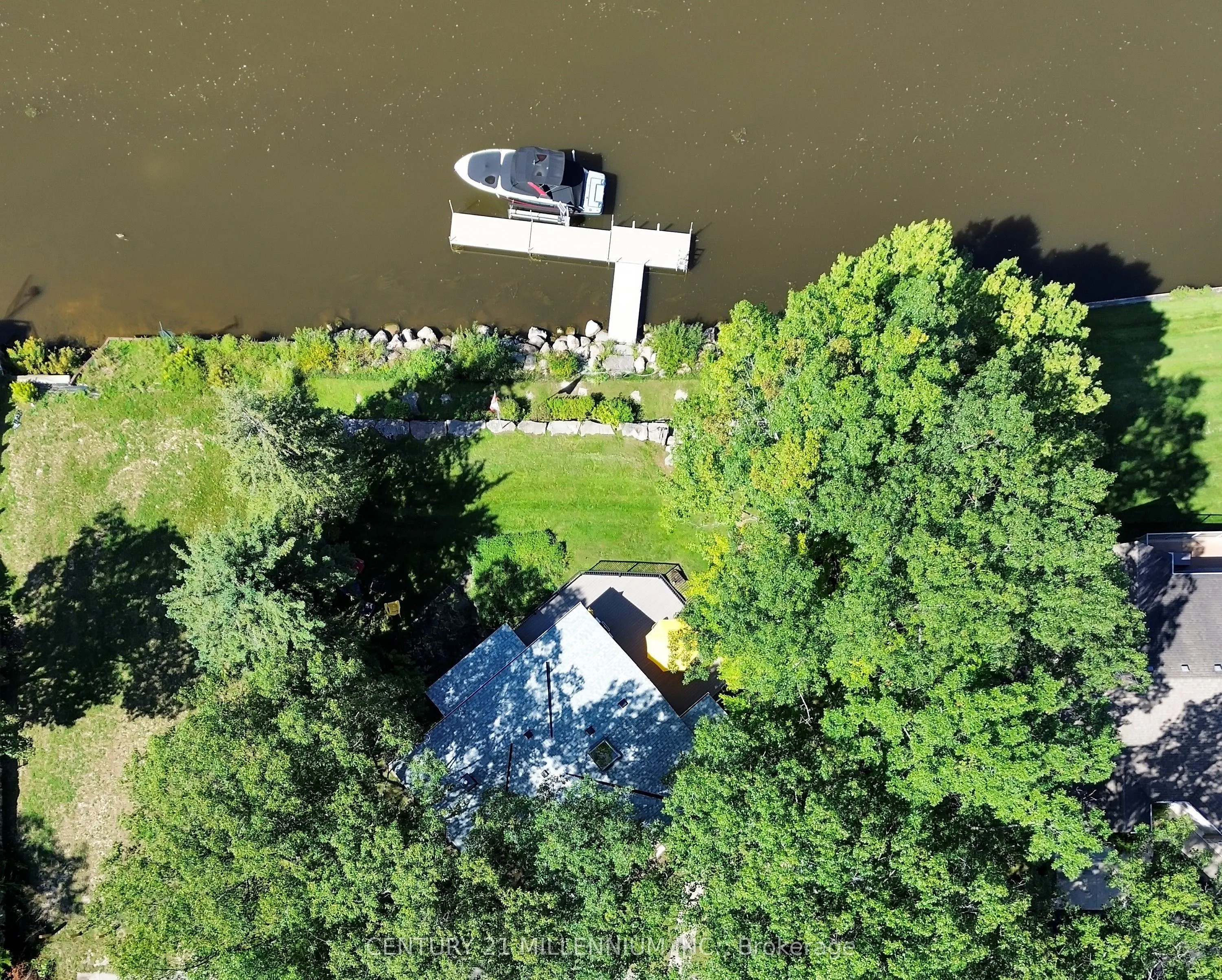68 Edgewater Road