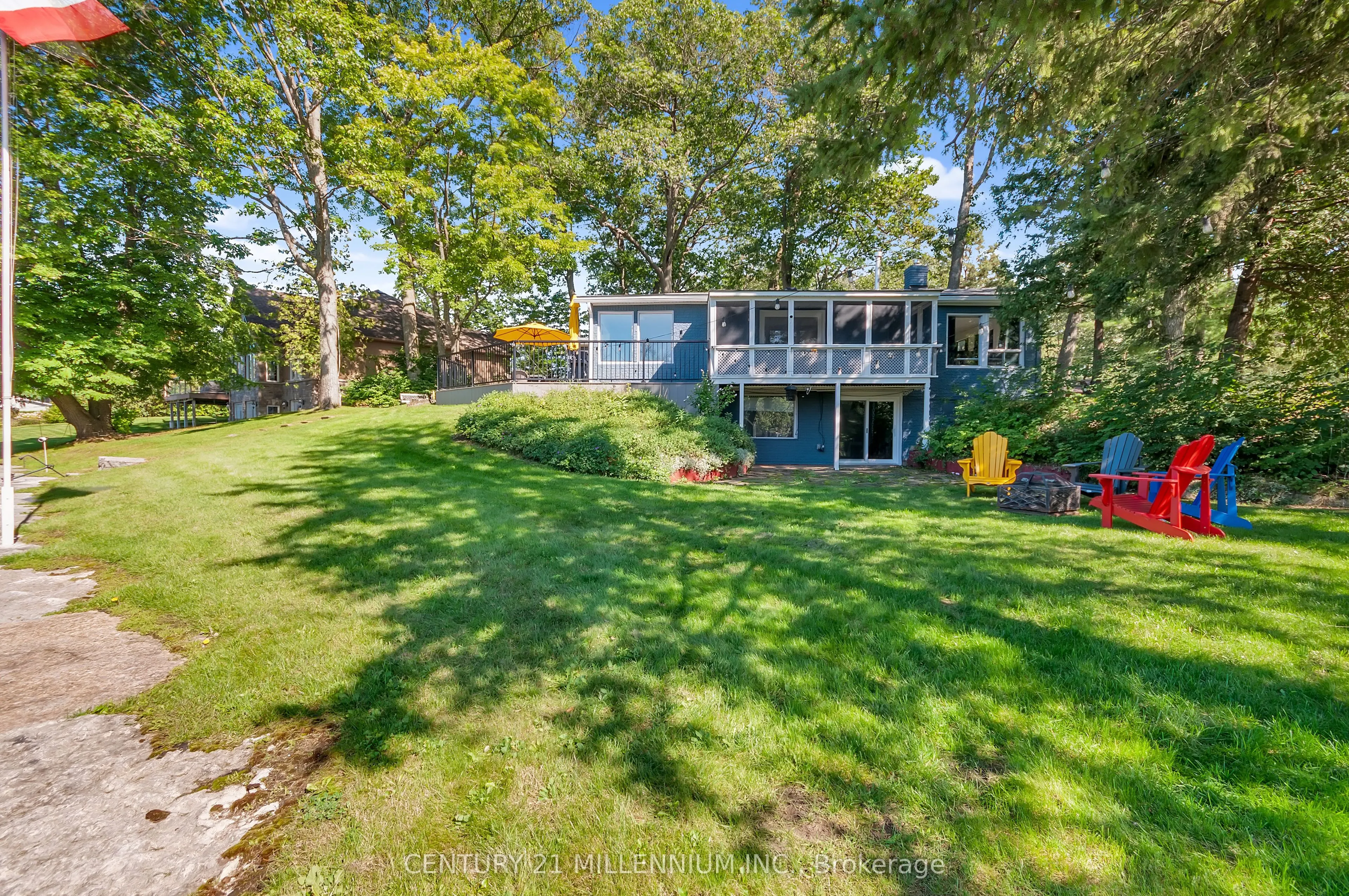 68 Edgewater Road