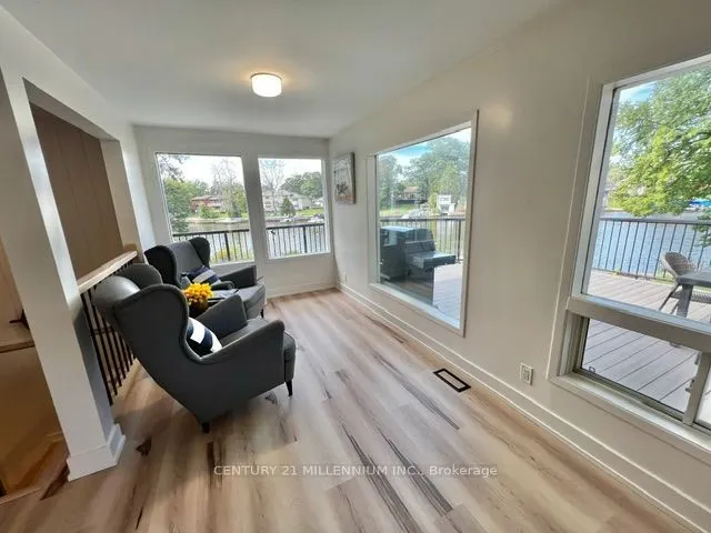 68 Edgewater Road