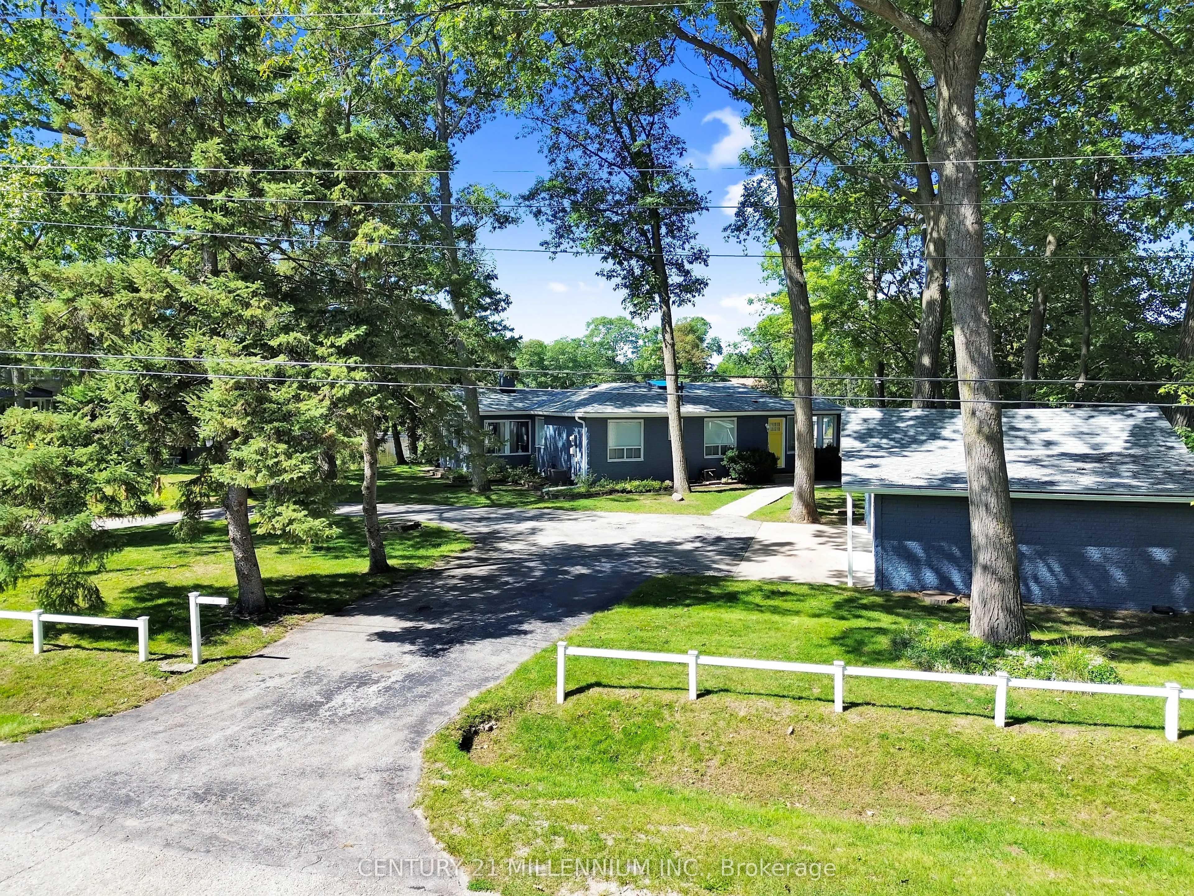 68 Edgewater Road
