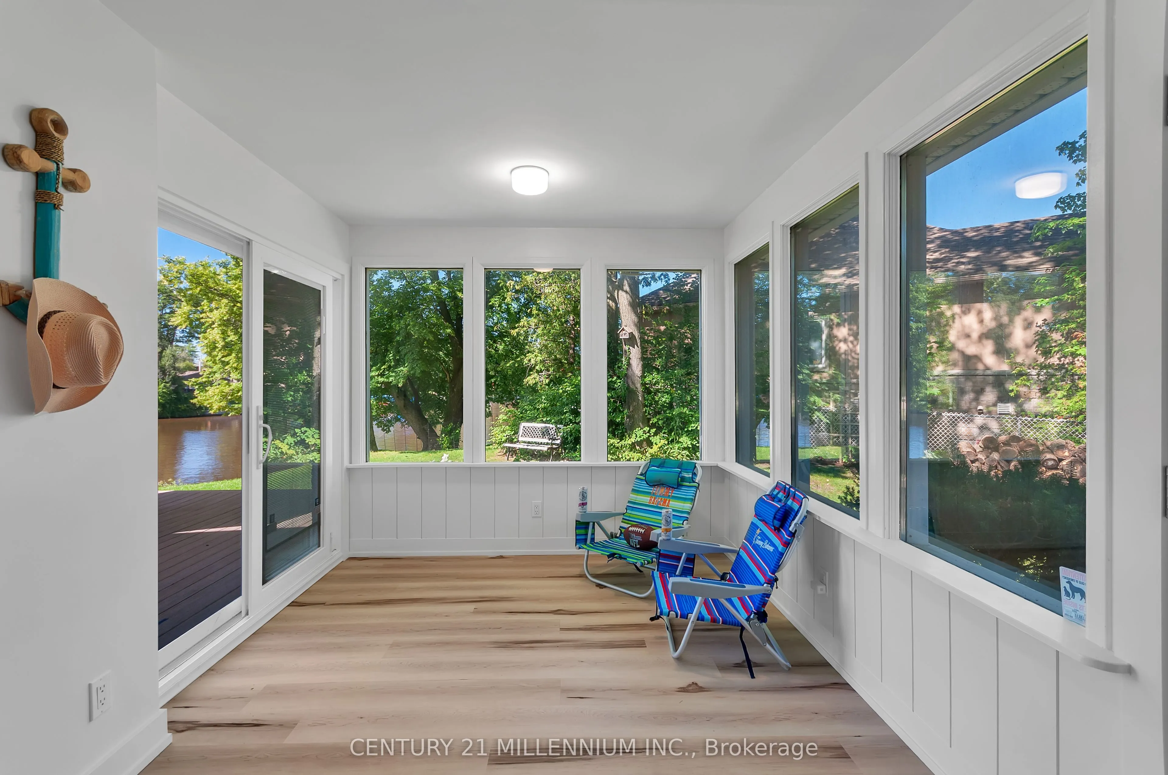 68 Edgewater Road
