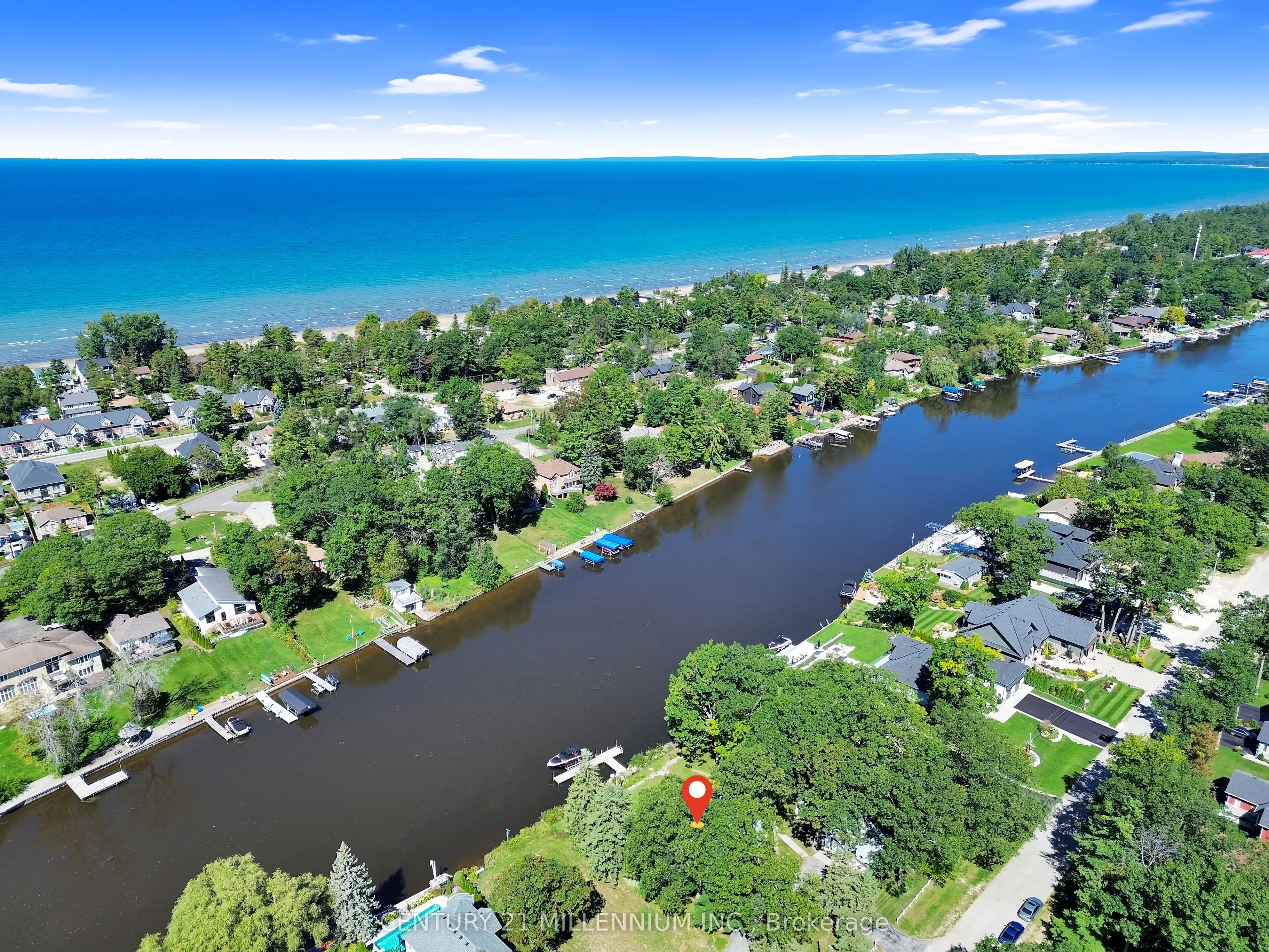 68 Edgewater Road