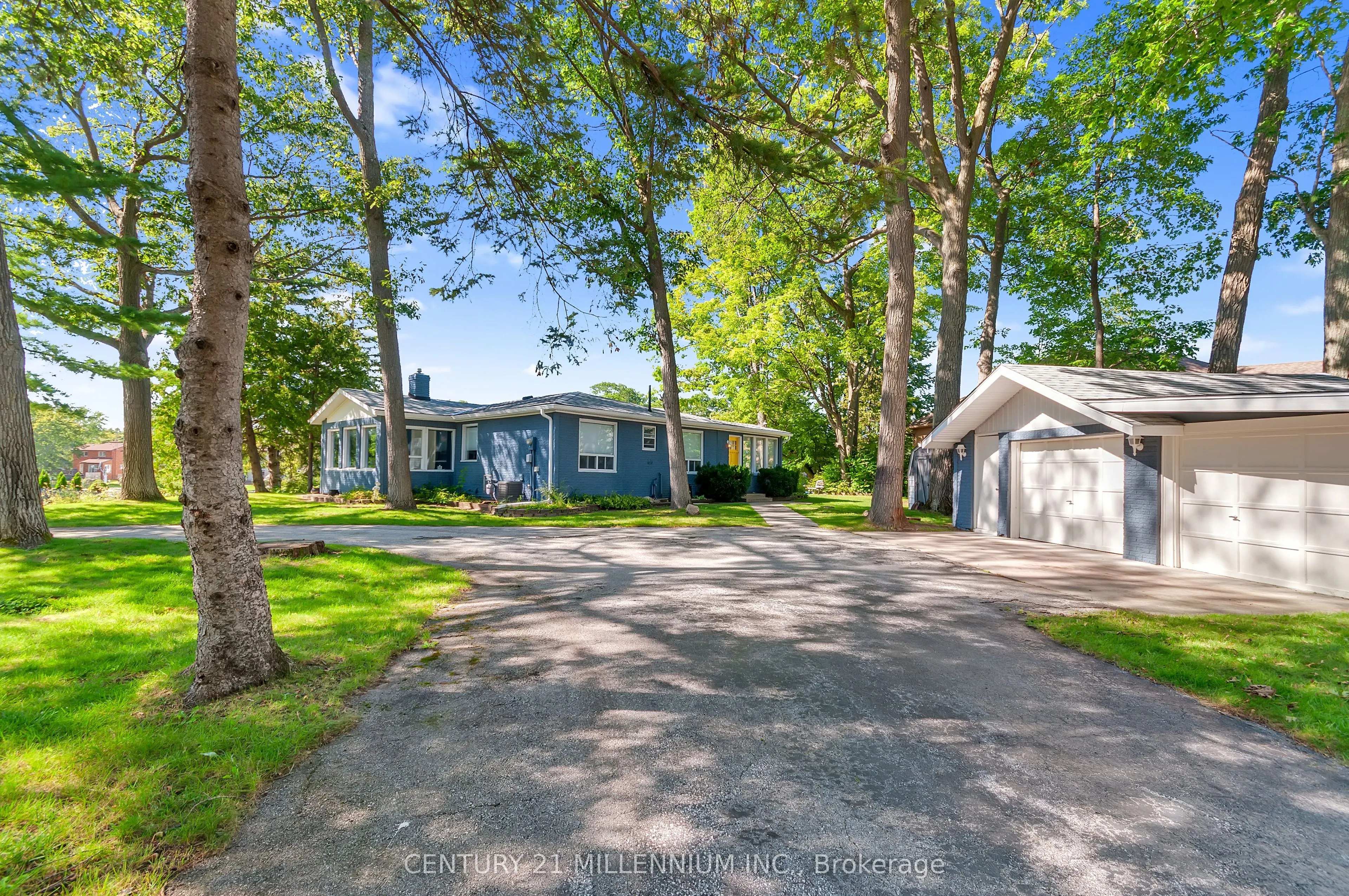 68 Edgewater Road