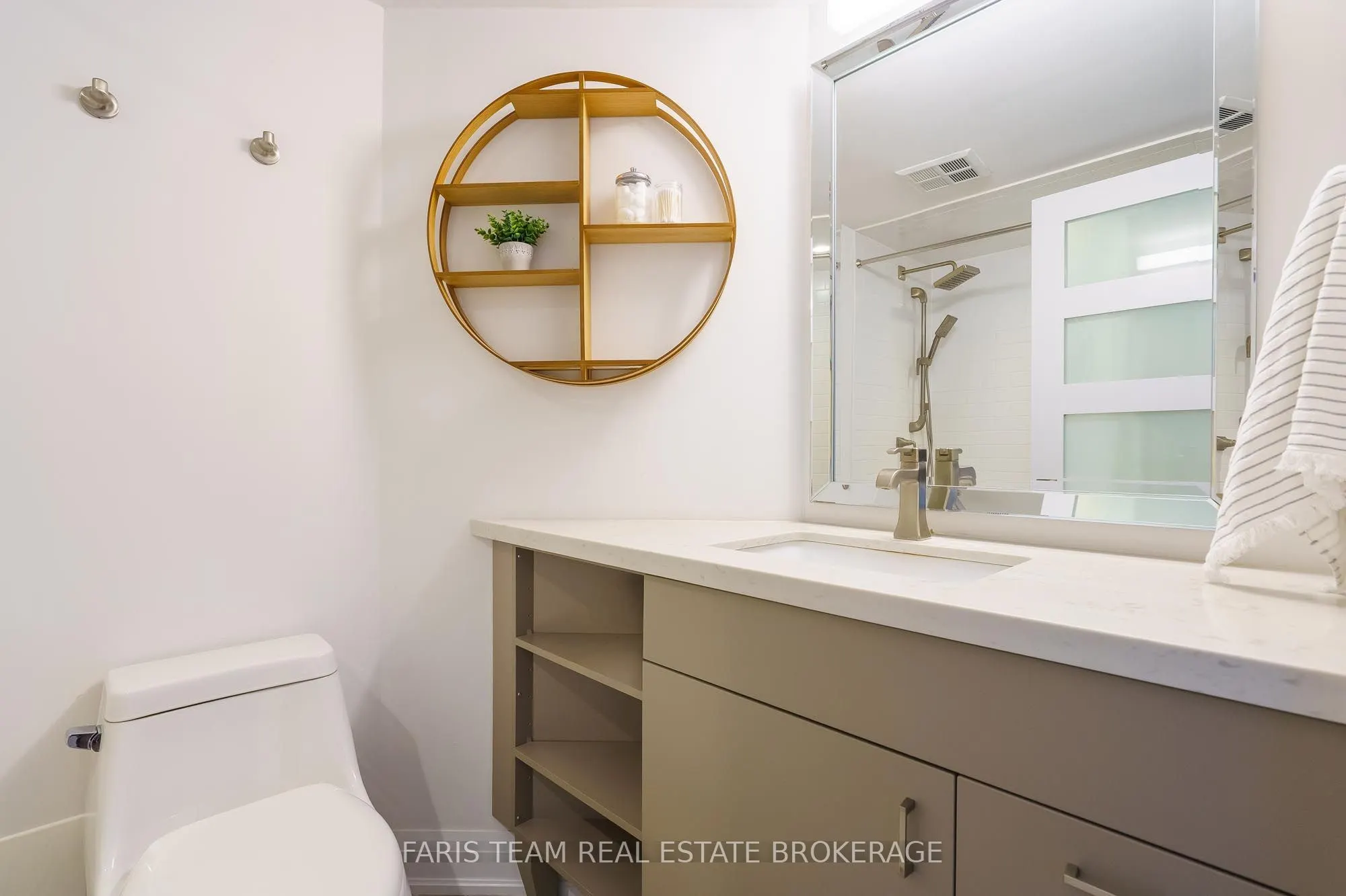 150 Dunlop Street E #1011