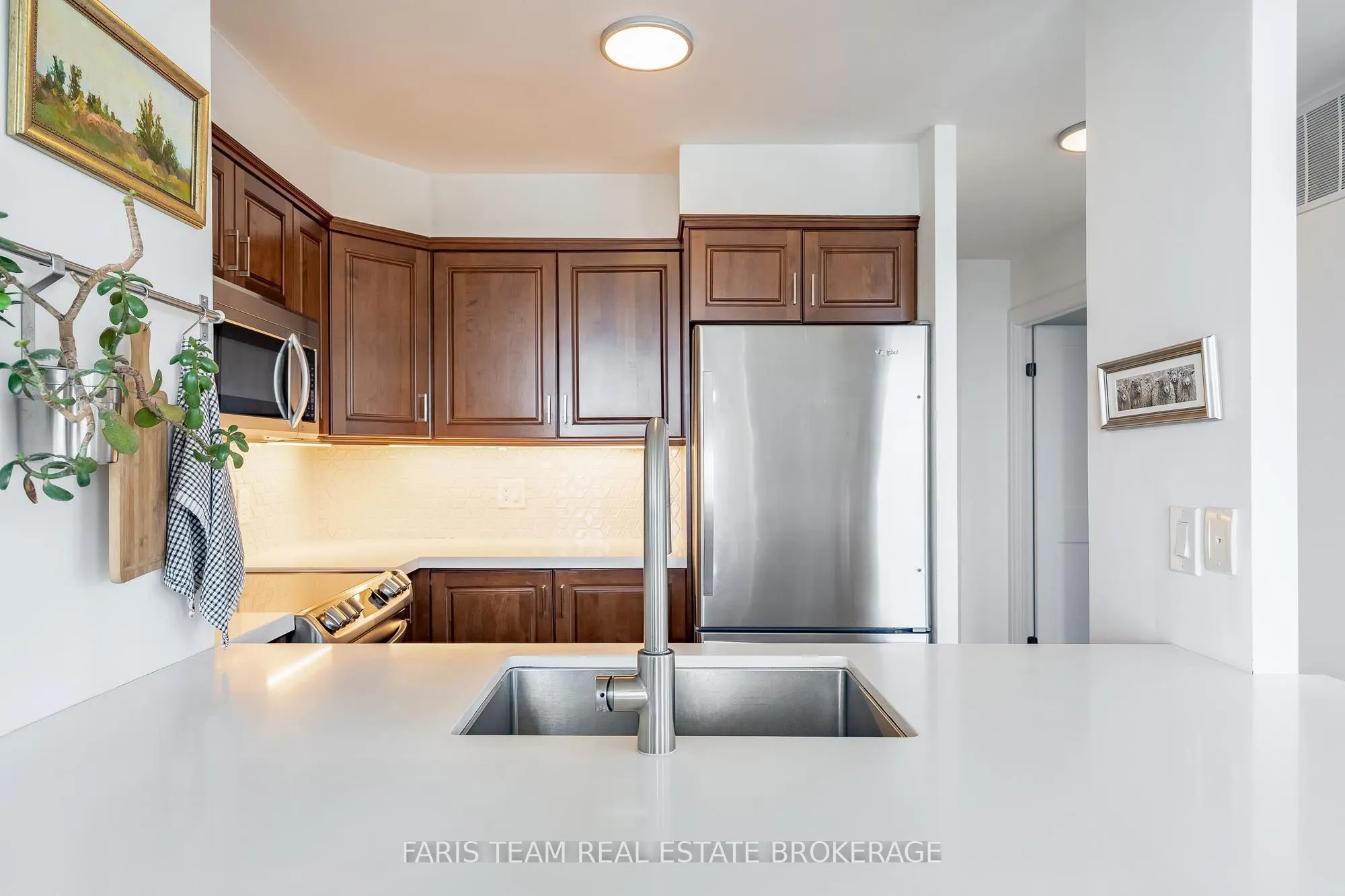 150 Dunlop Street E #1011