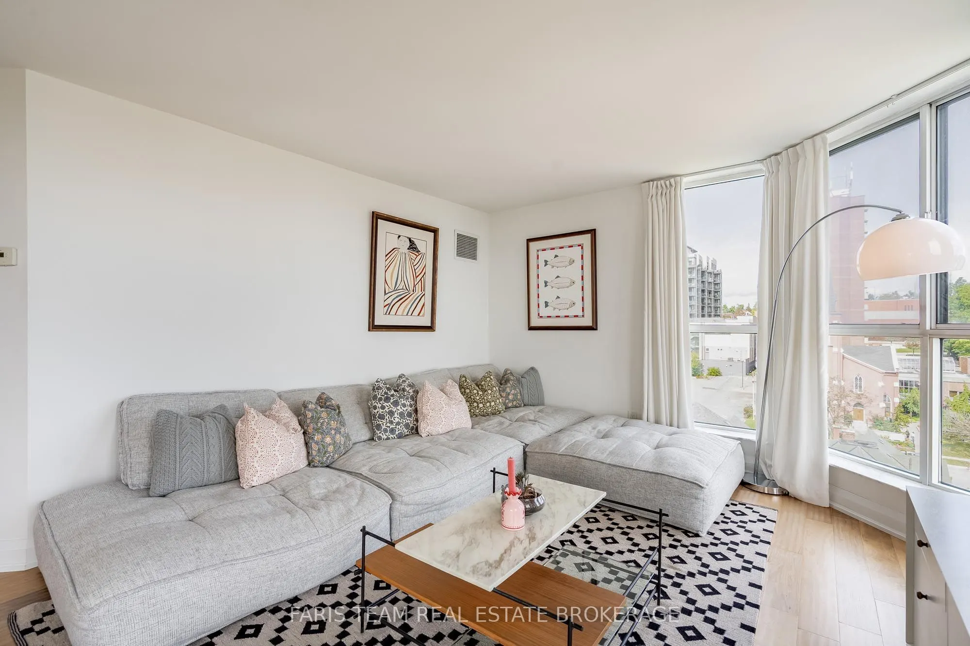 150 Dunlop Street E #1011