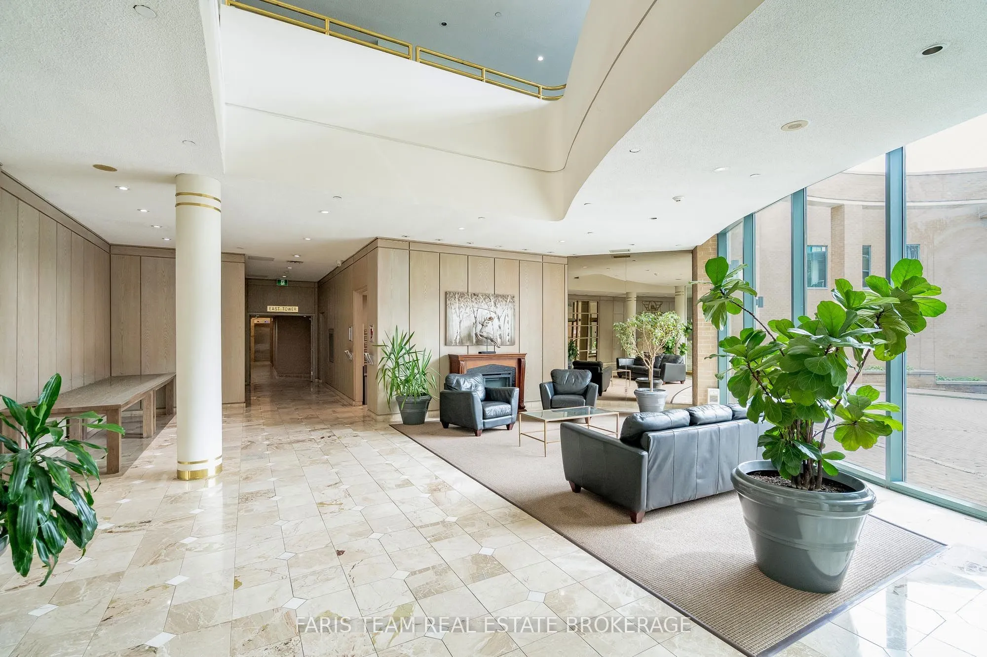 150 Dunlop Street E #1011