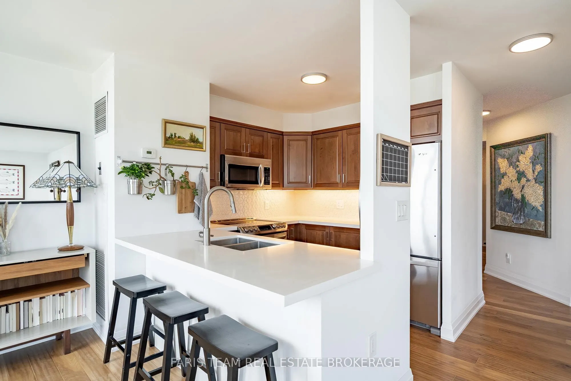 150 Dunlop Street E #1011