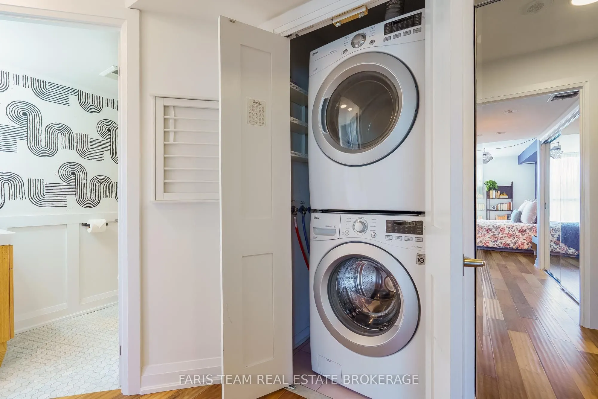 150 Dunlop Street E #1011