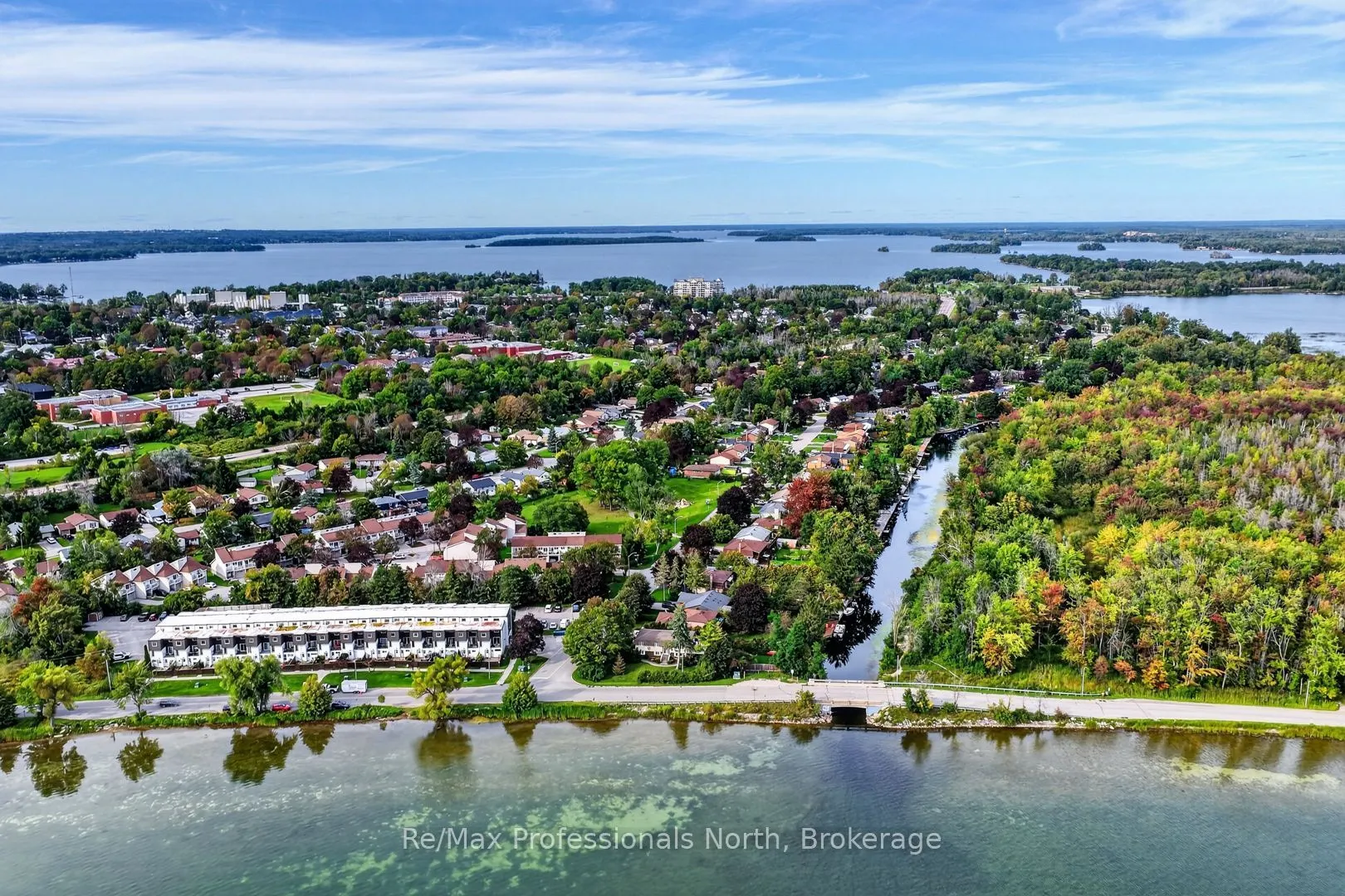 25 Lankin Boulevard