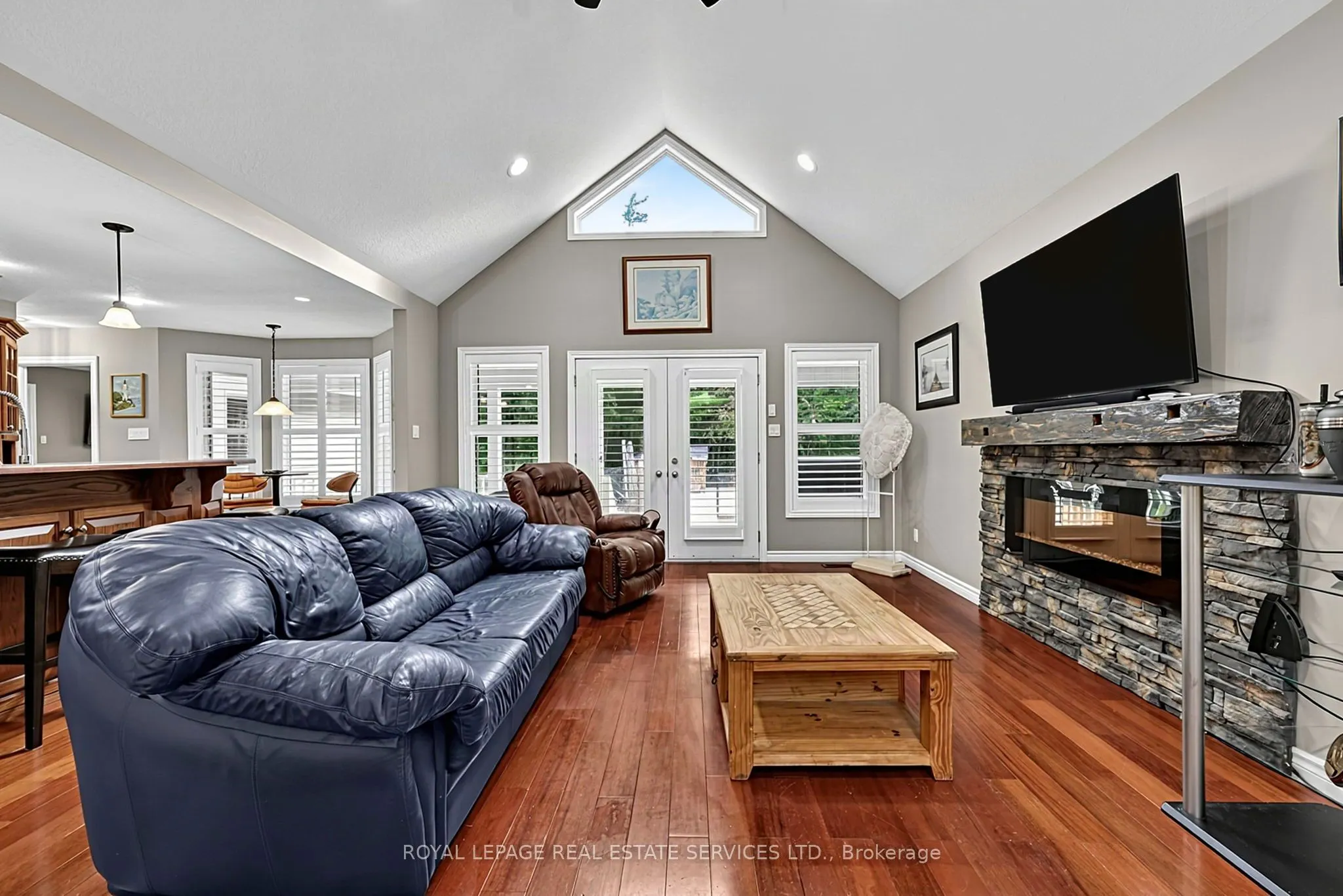 37 MARY JANE Road