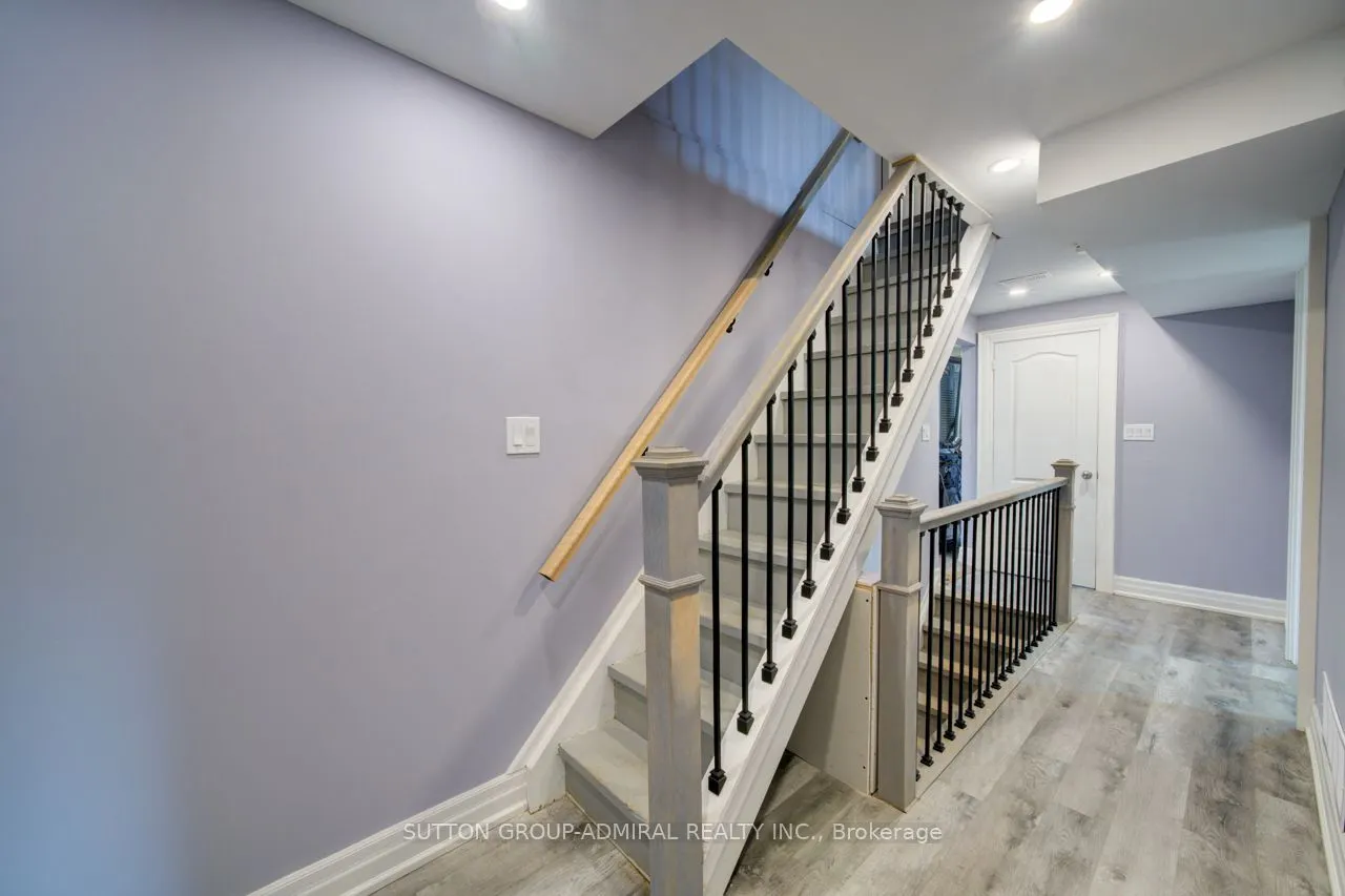121 Seventh Street #Upper 2 Floors