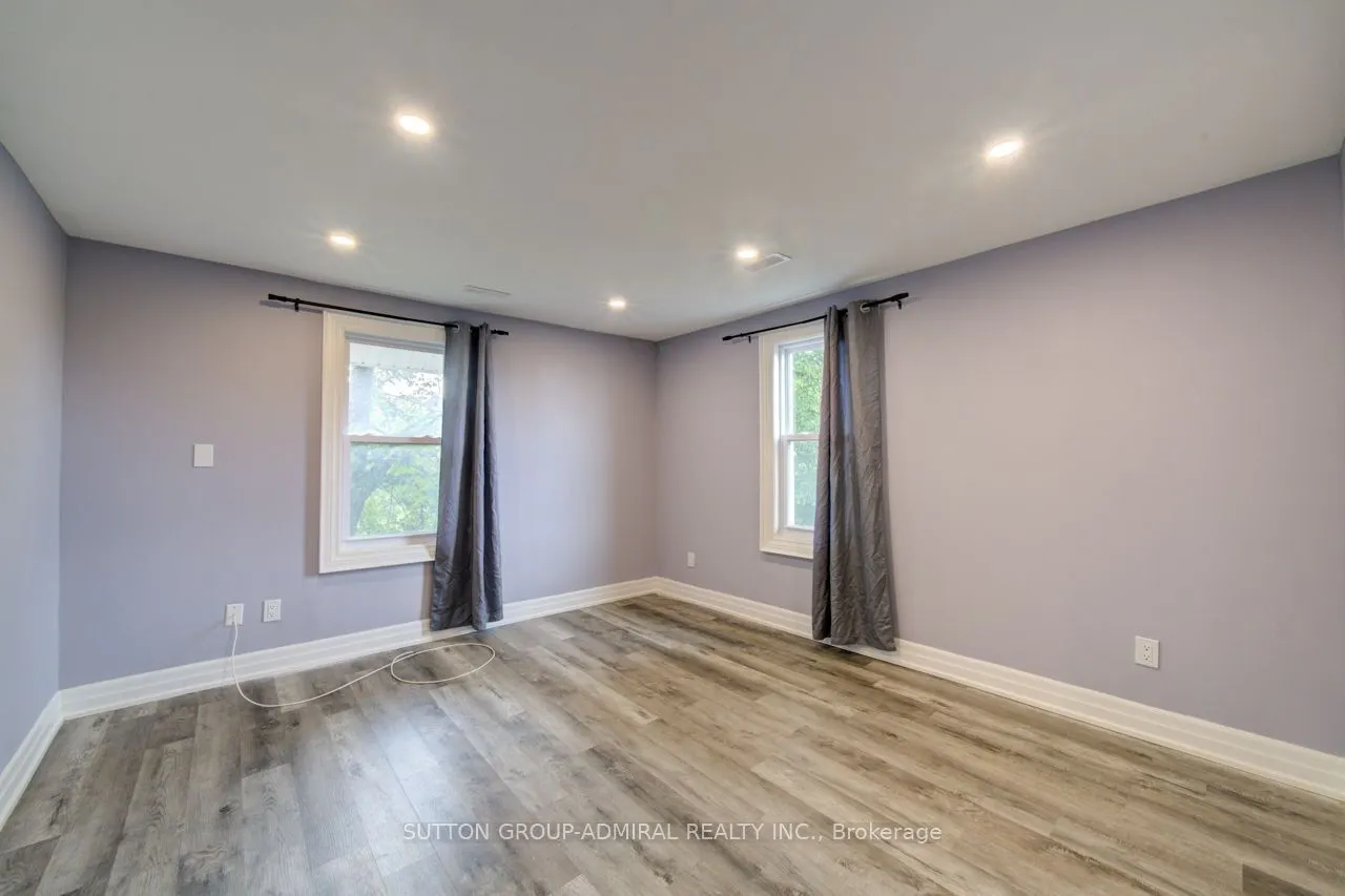 121 Seventh Street #Upper 2 Floors