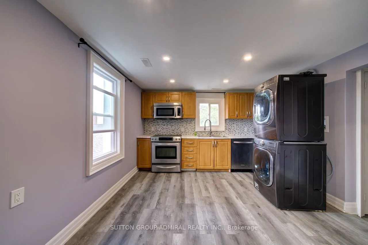 121 Seventh Street #Upper 2 Floors