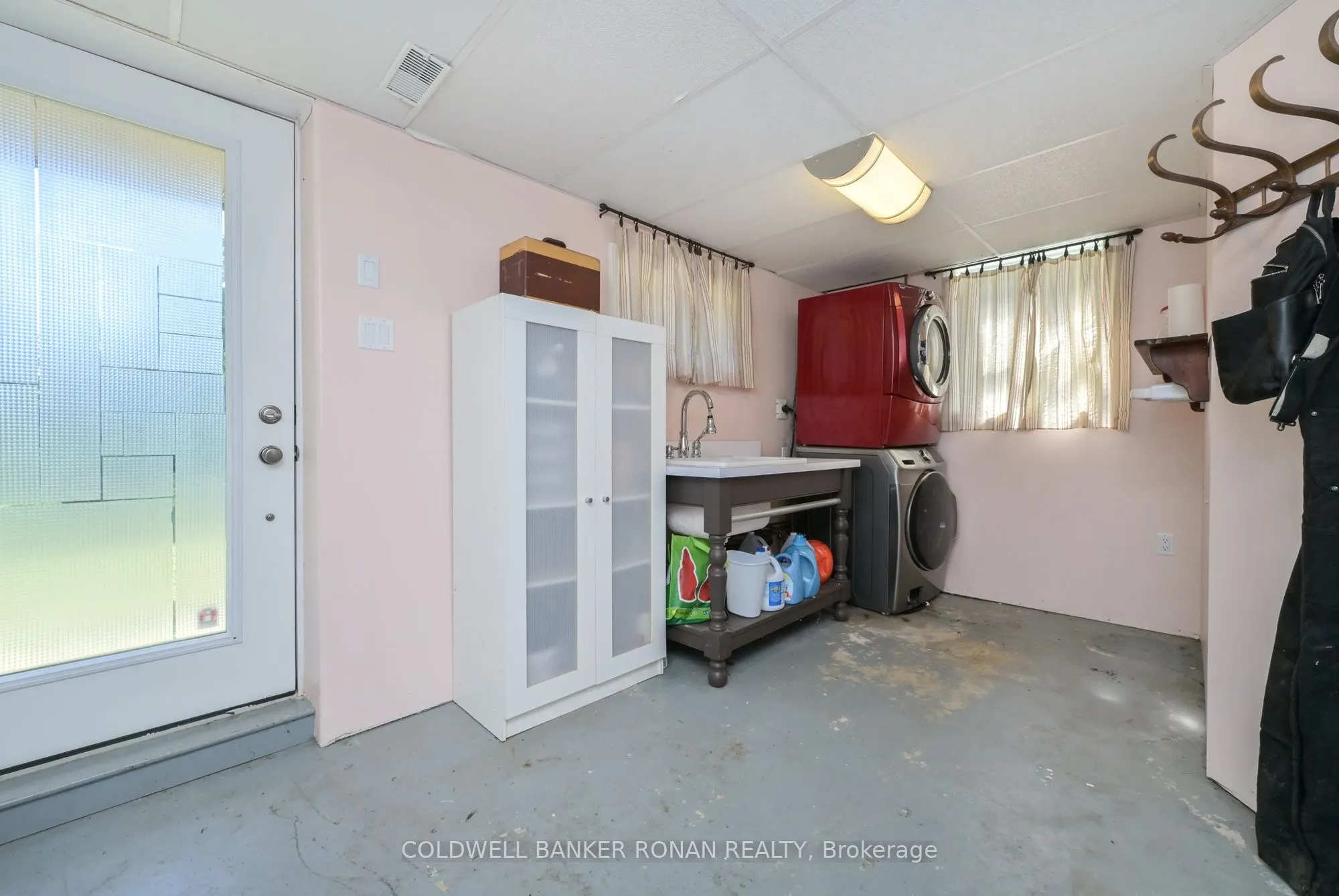 3430 Concession 3 S