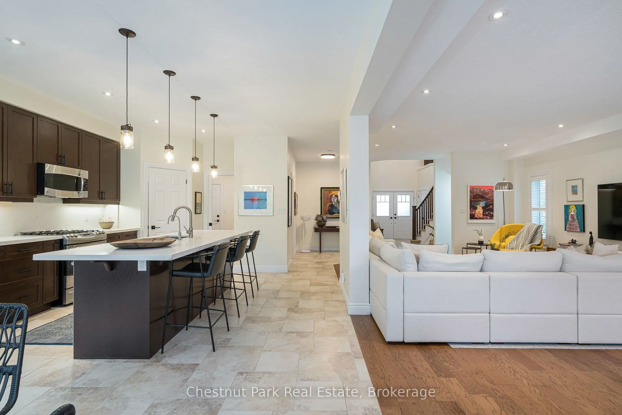 35 Kayla Crescent