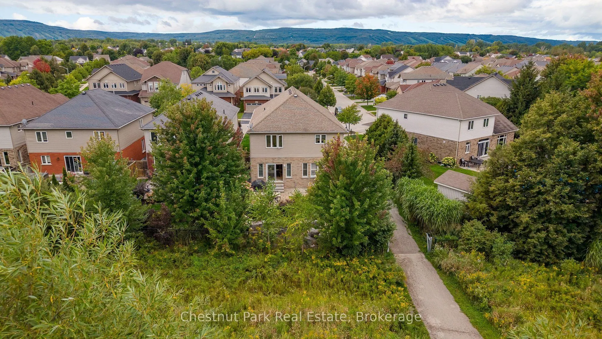35 Kayla Crescent