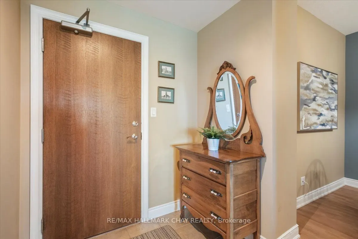 33 Ellen Street #602