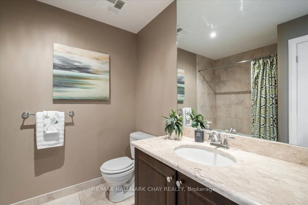 33 Ellen Street #602