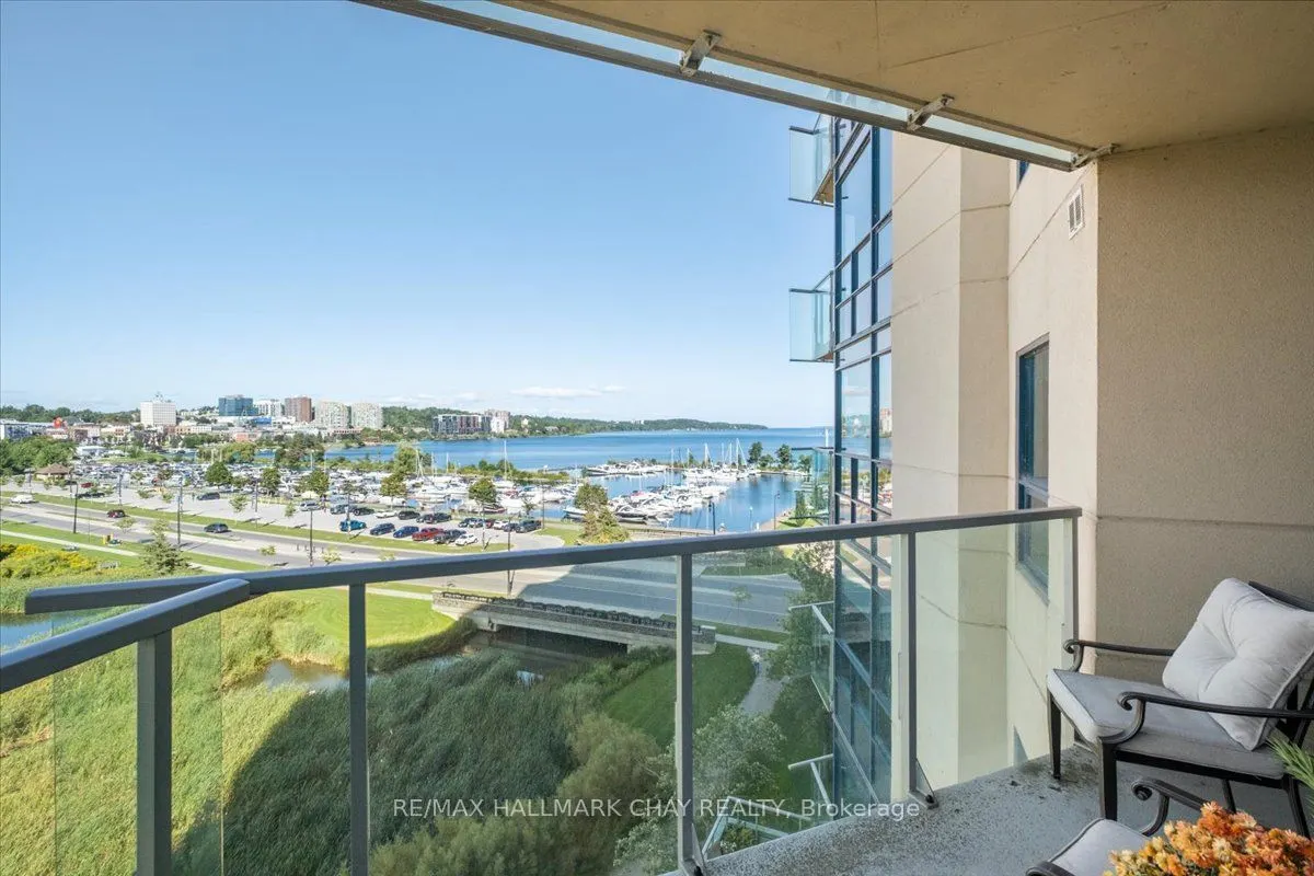 33 Ellen Street #602