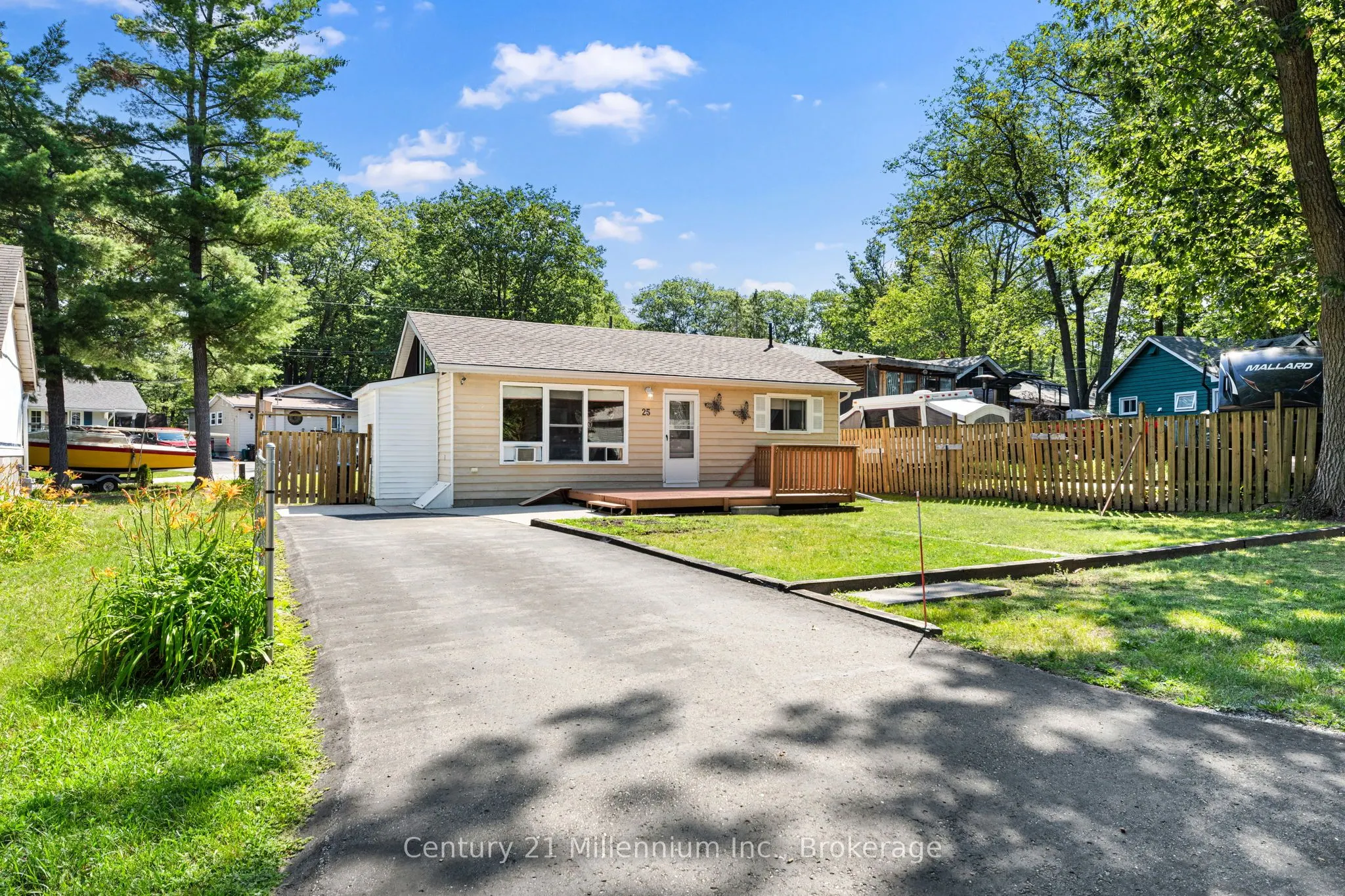 25 Glendale Avenue