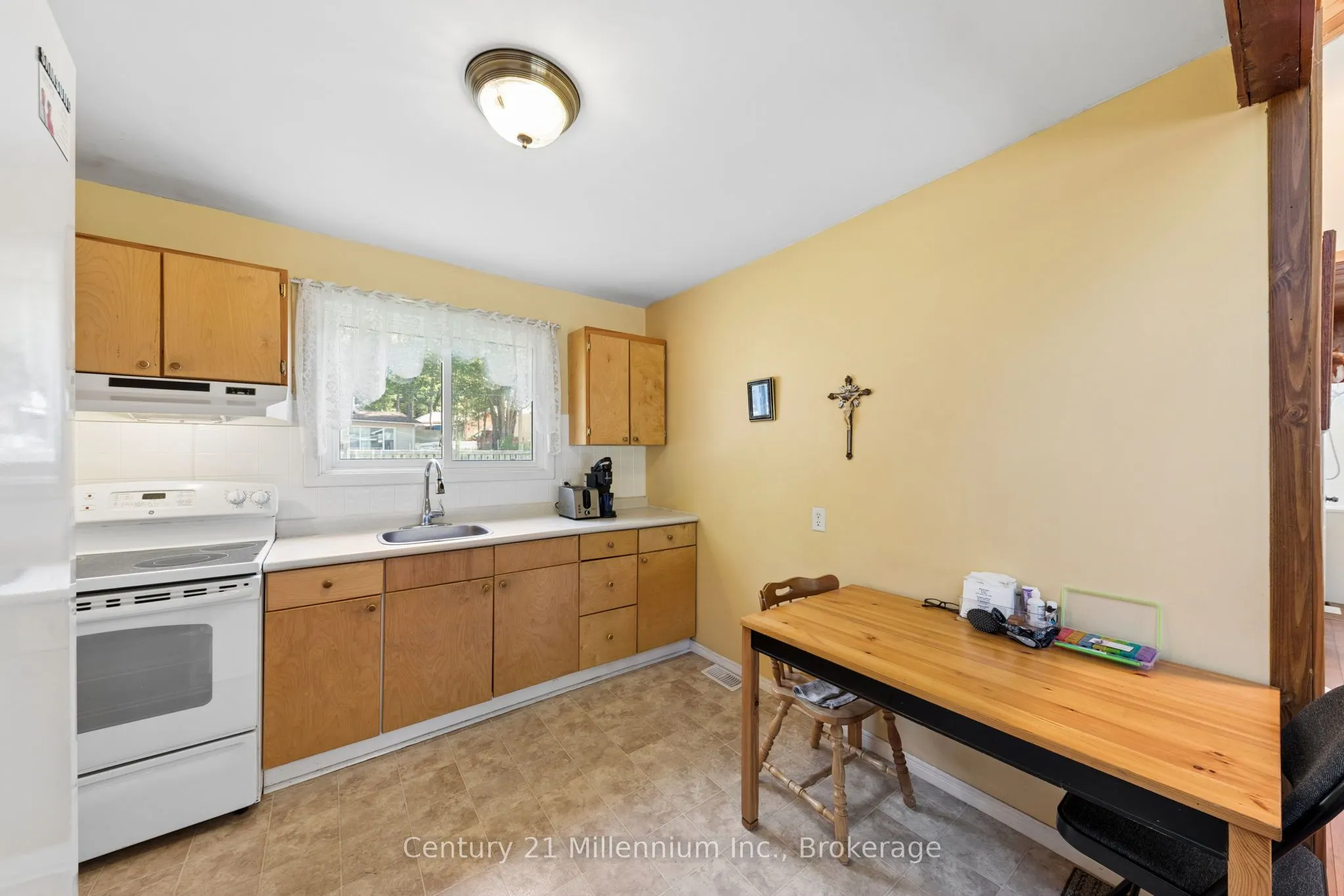 25 Glendale Avenue