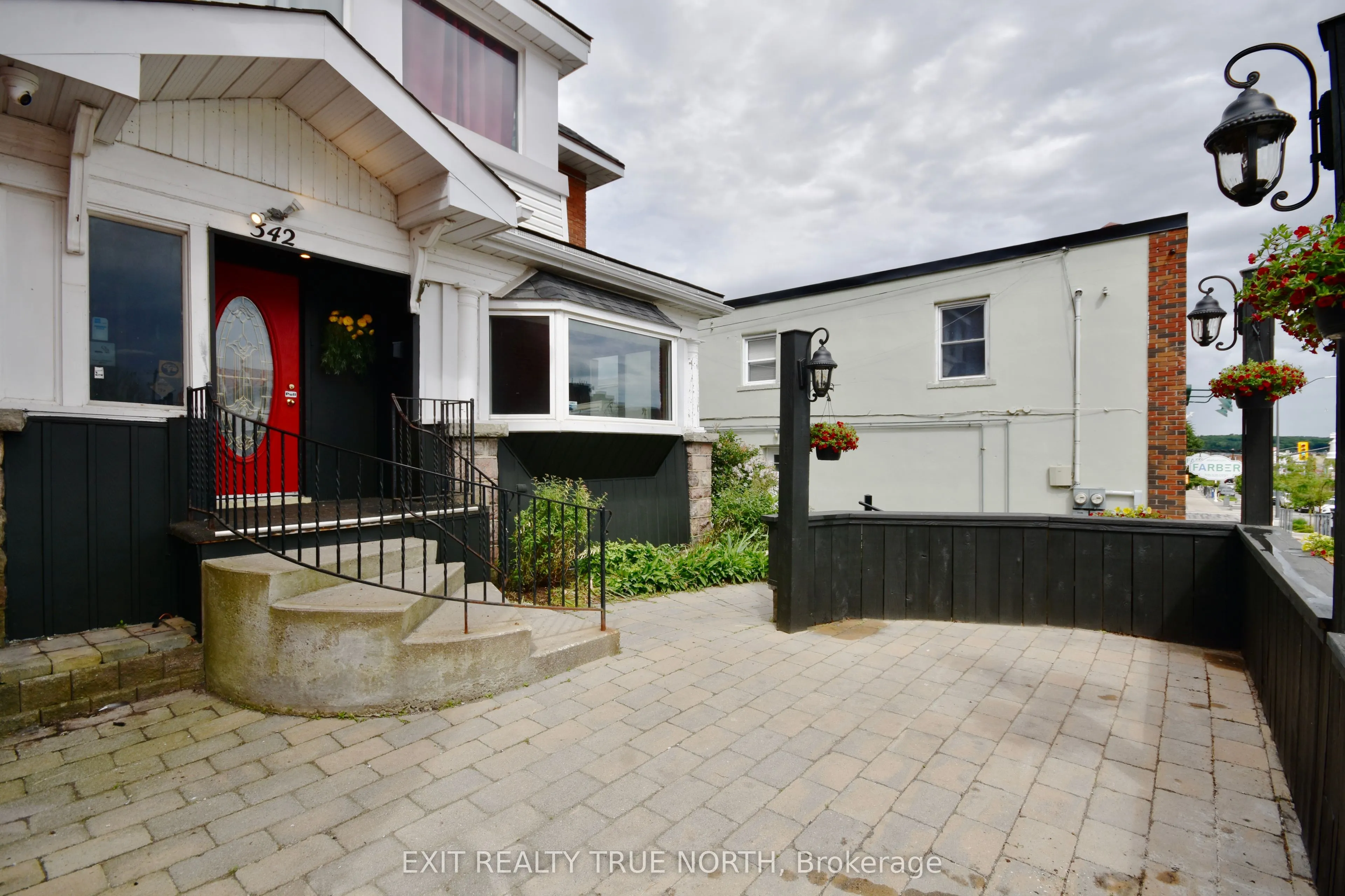 342 King Street
