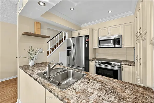 21 Laguna Parkway ## 21
