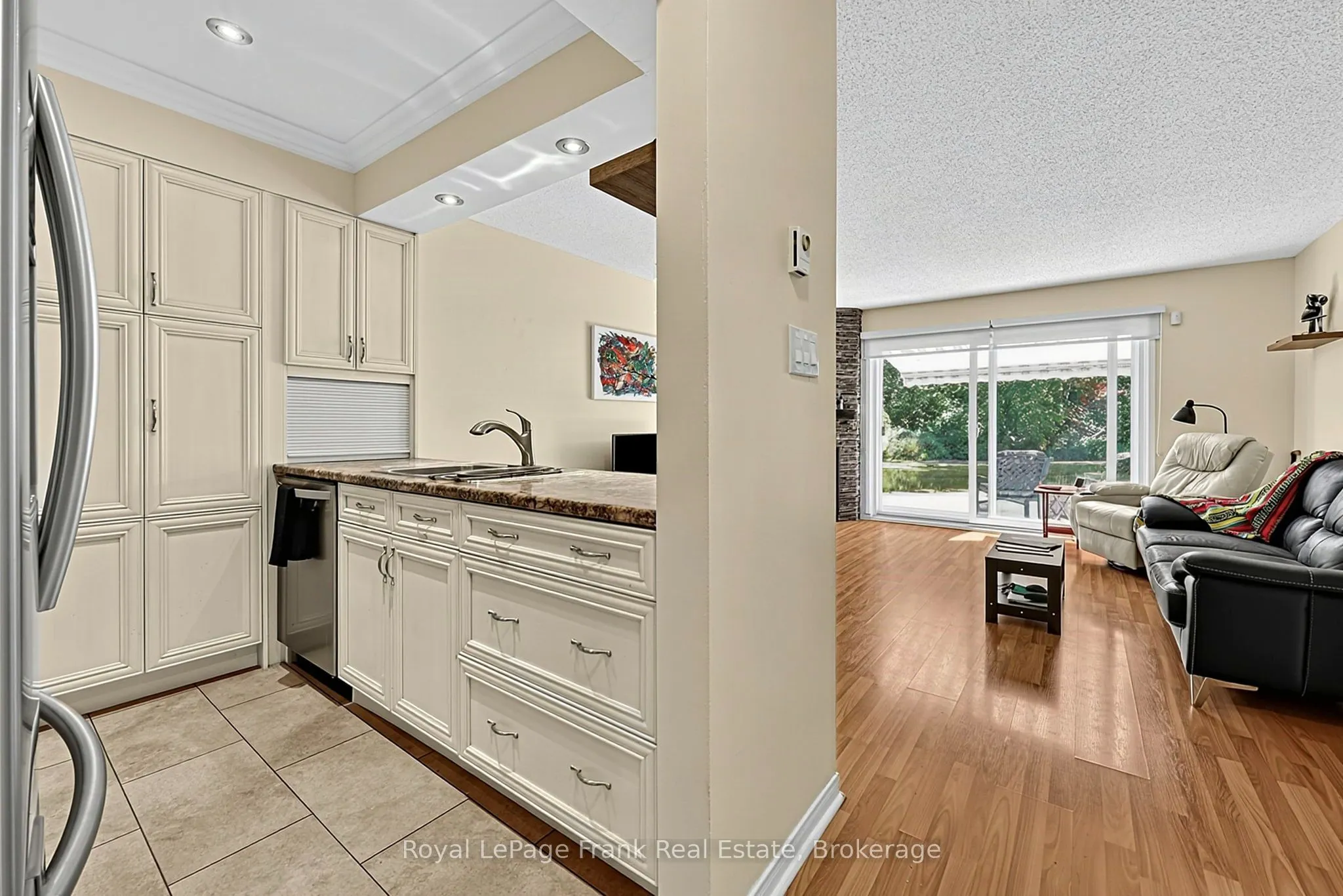 21 Laguna Parkway ## 21