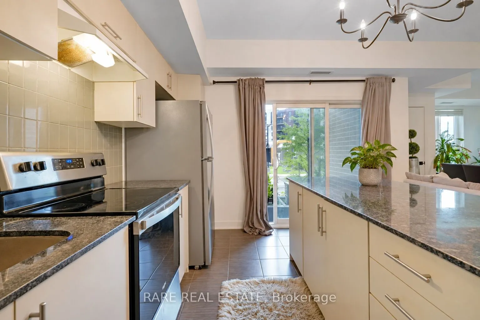 5 Chef Lane #101