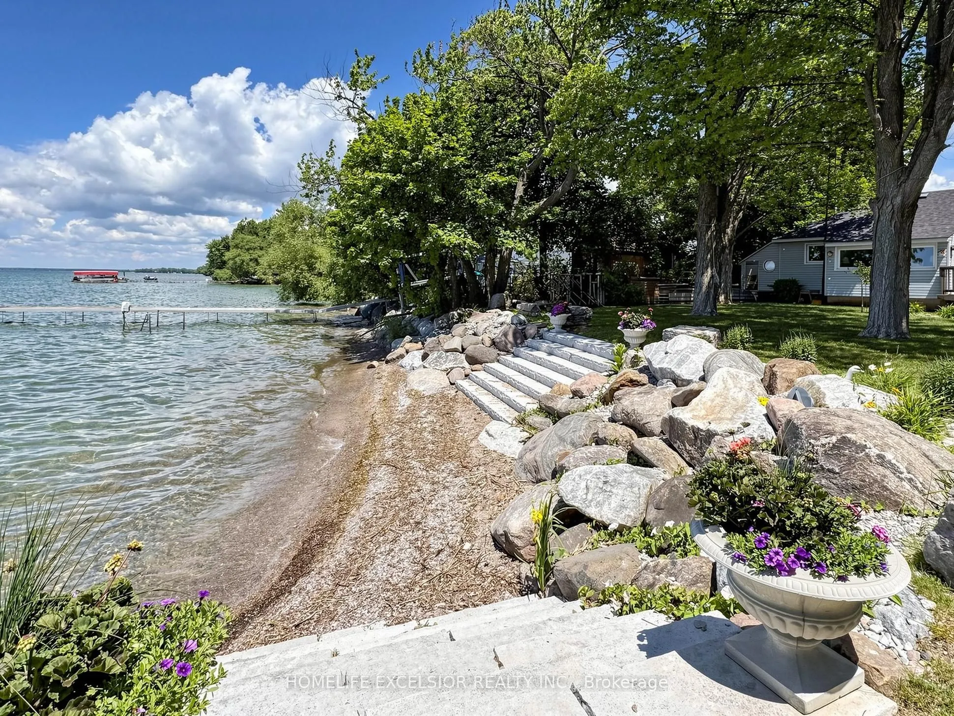 2156 Lakeshore Drive