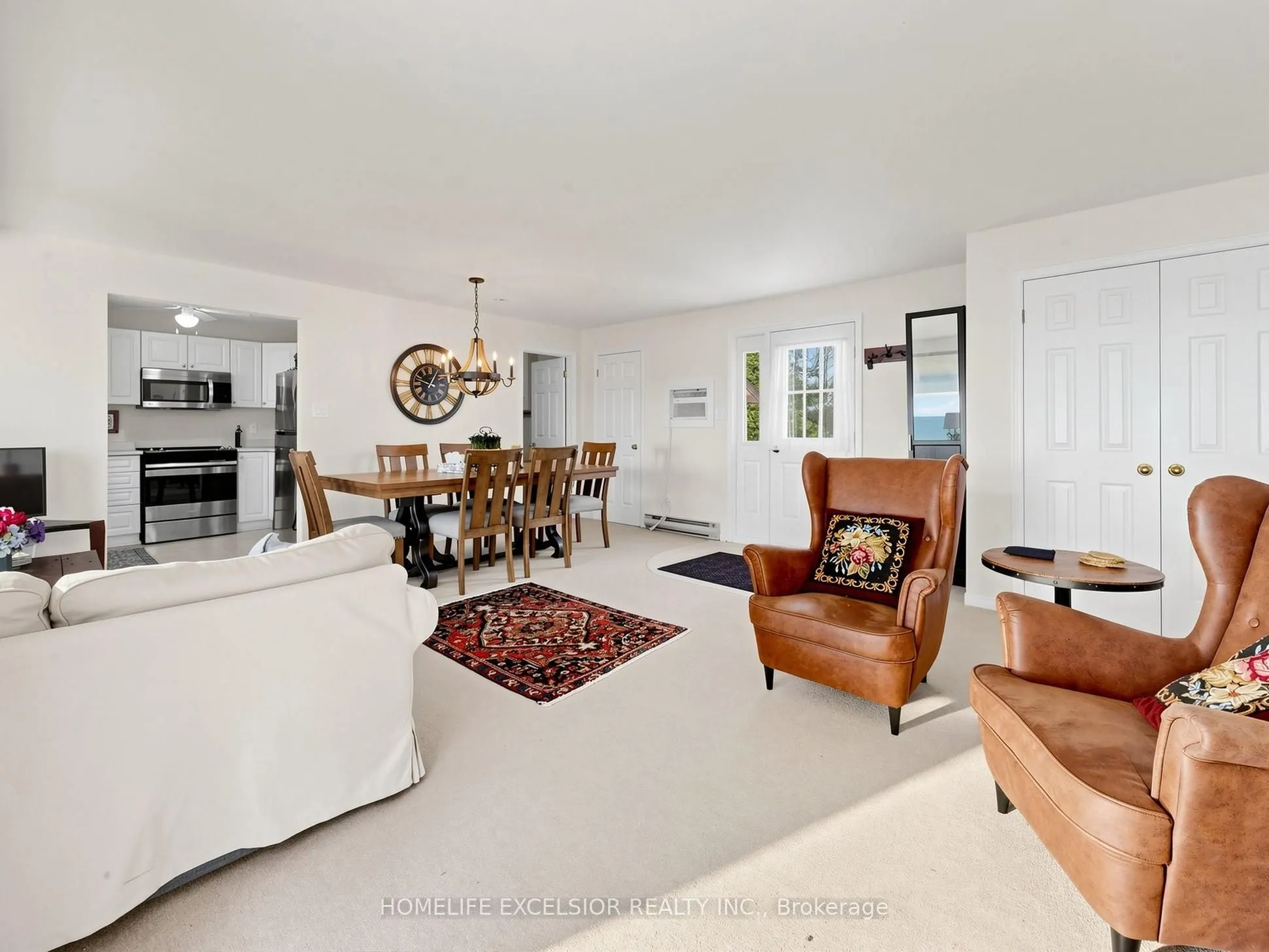 2156 Lakeshore Drive