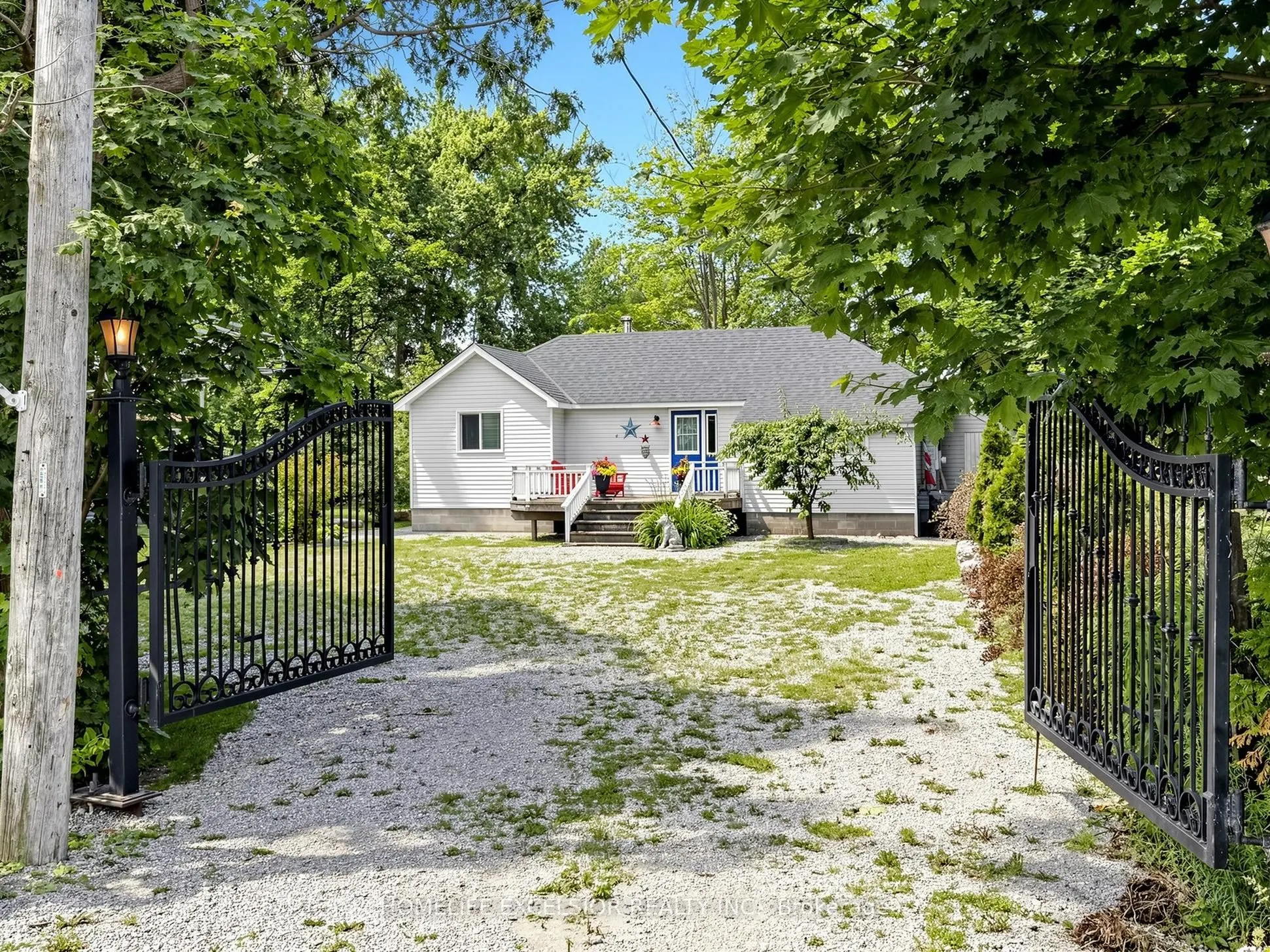2156 Lakeshore Drive