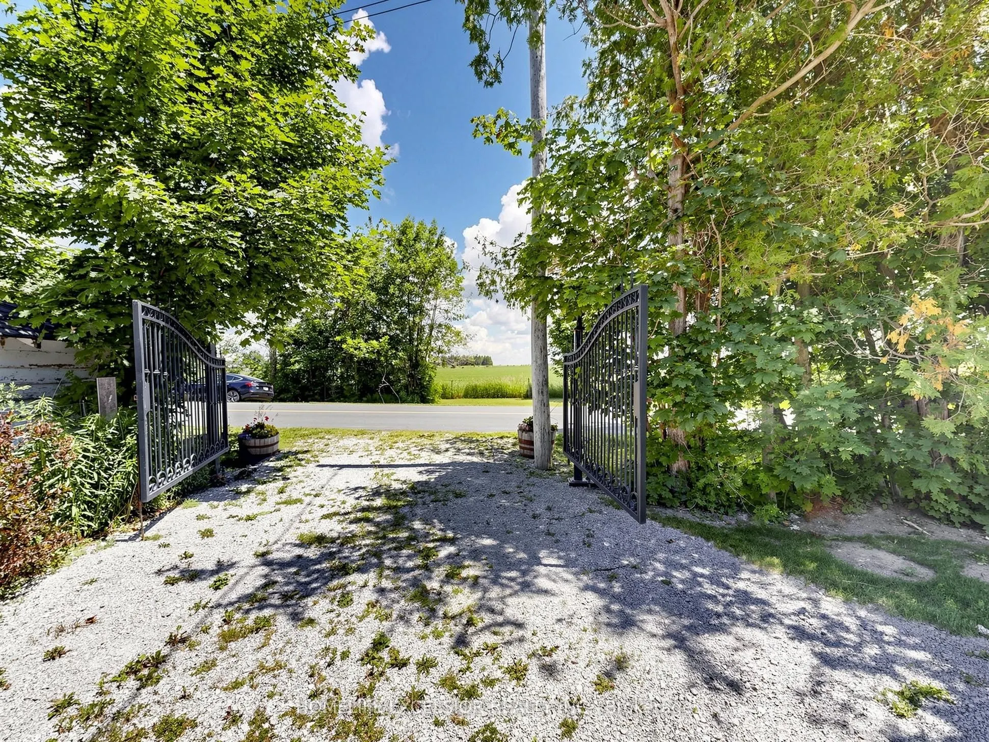 2156 Lakeshore Drive